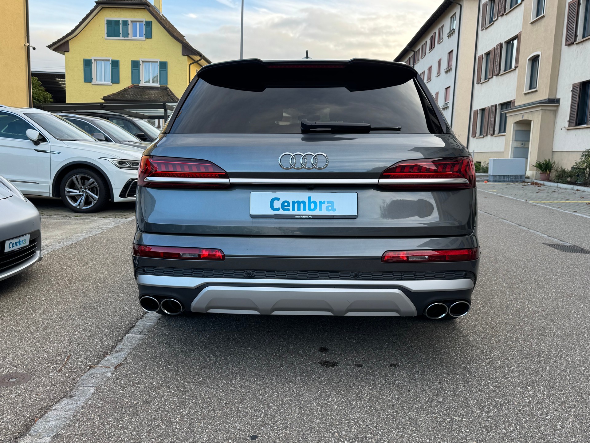 AUDI SQ7 4.0 V8 TDI Sport quattro tiptronic 7-Sitzer-image-4