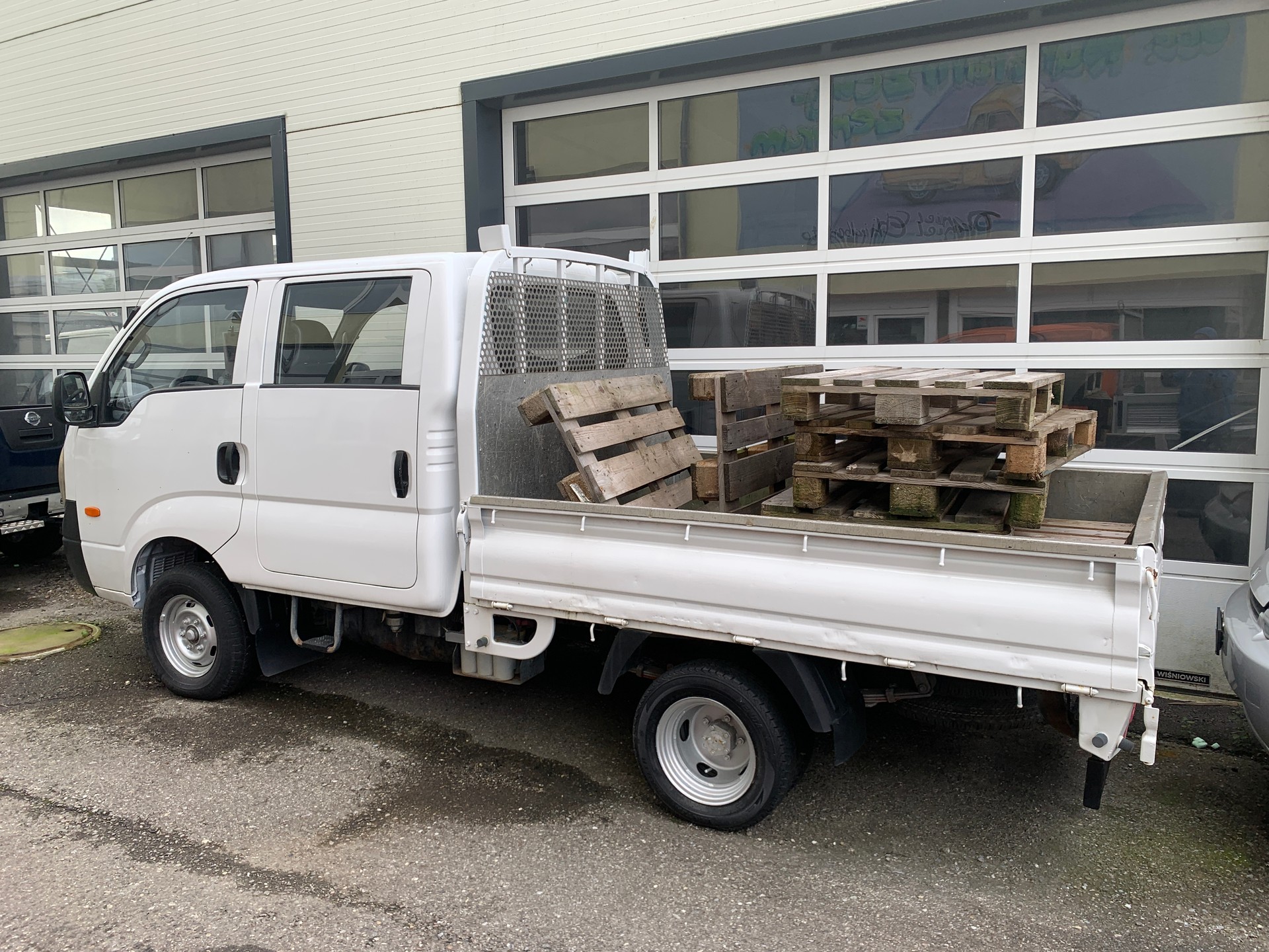 KIA K2500 TCi-showroom-element-2