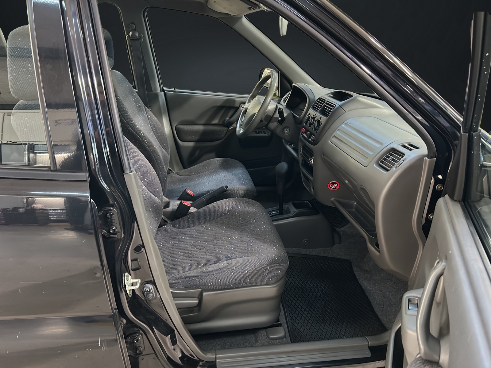 SUZUKI Ignis 1.3 16V GL Top 4WD-image-12