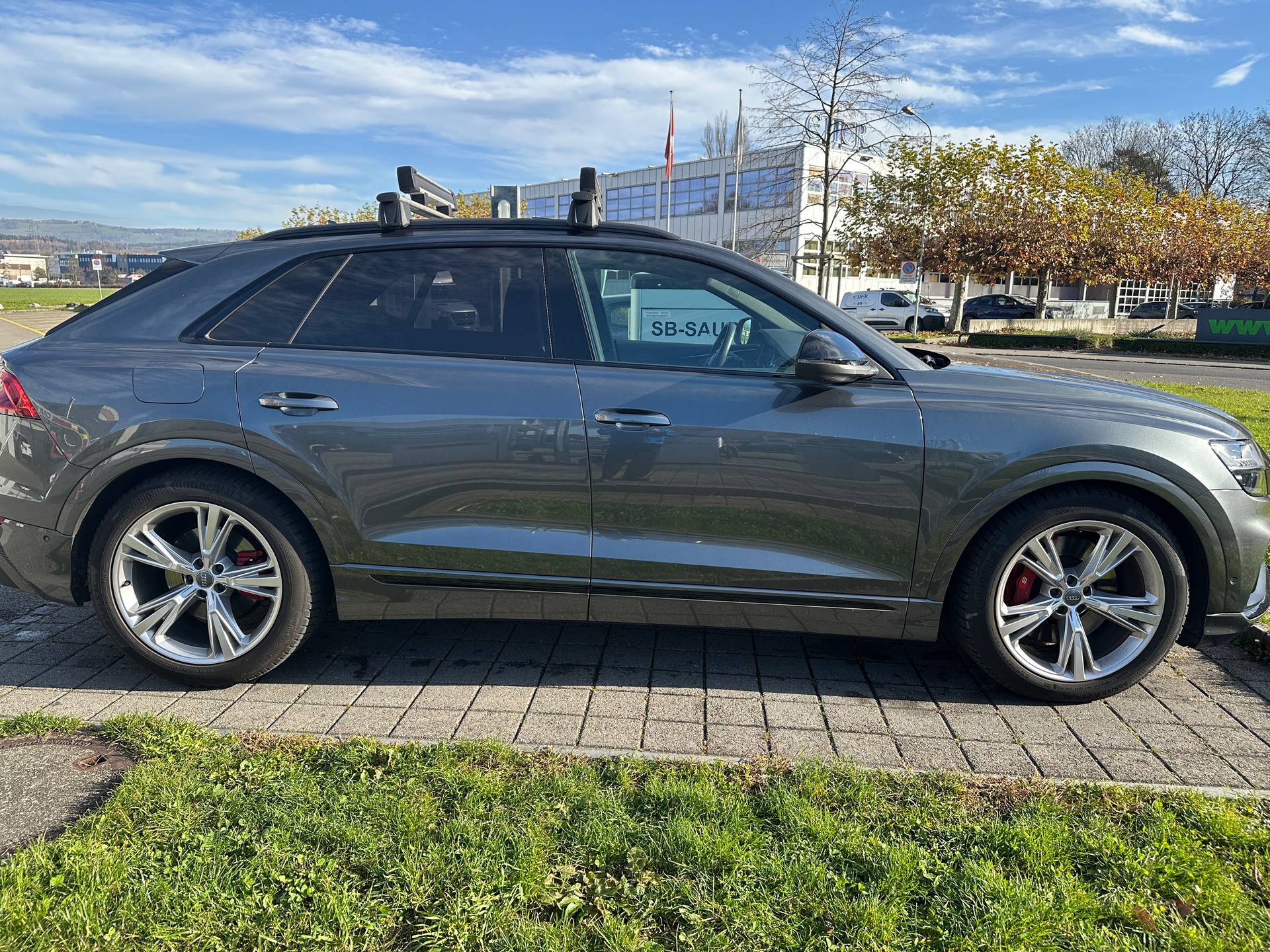 AUDI SQ8 TFSI quattro tiptronic