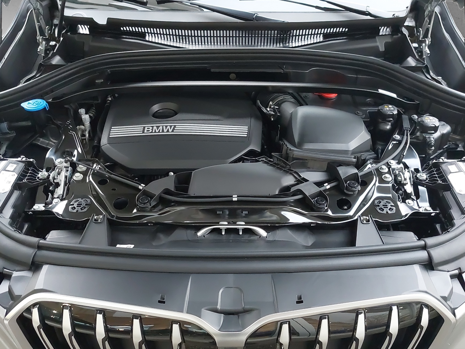 BMW X1 sDrive 20i 48V M Sport-image-18