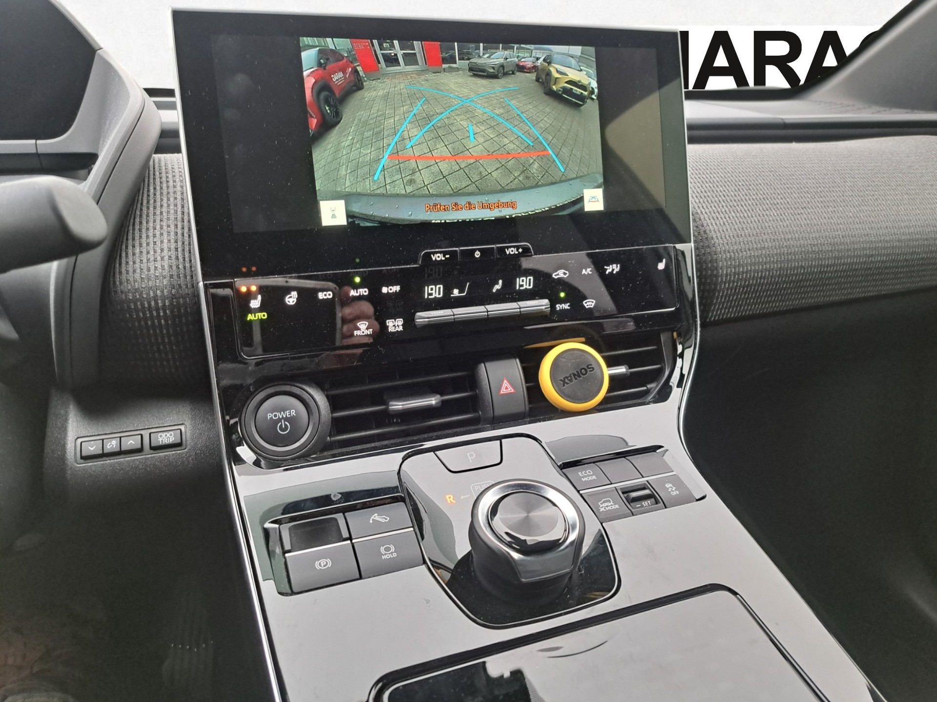 TOYOTA bZ4X Style 71,4 kWh 4WD-image-13