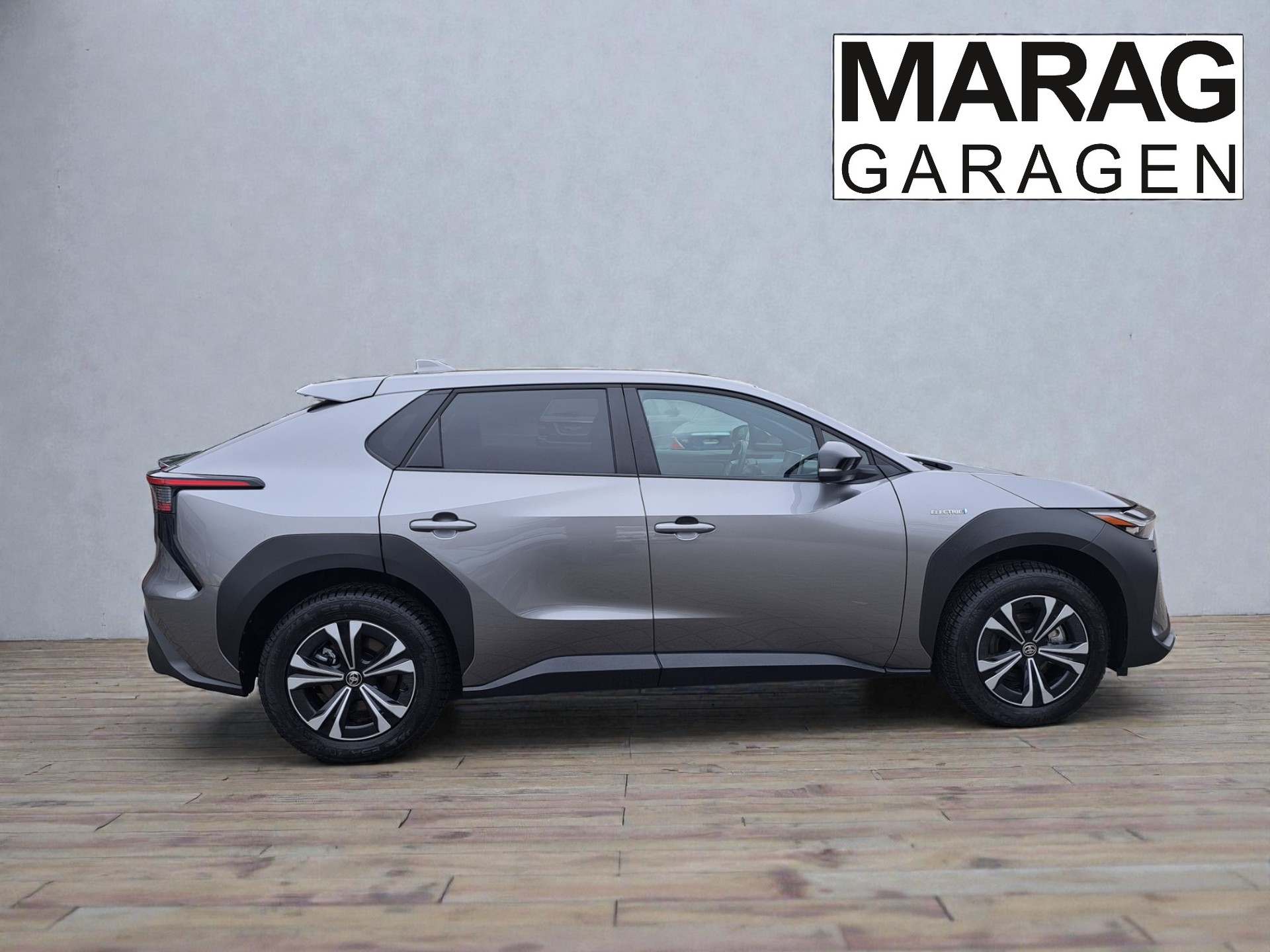TOYOTA bZ4X Style 71,4 kWh 4WD-image-4