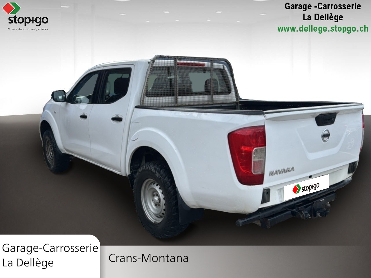 NISSAN Navara Double Cab Acenta 2.3 dCi 4WD-image-2