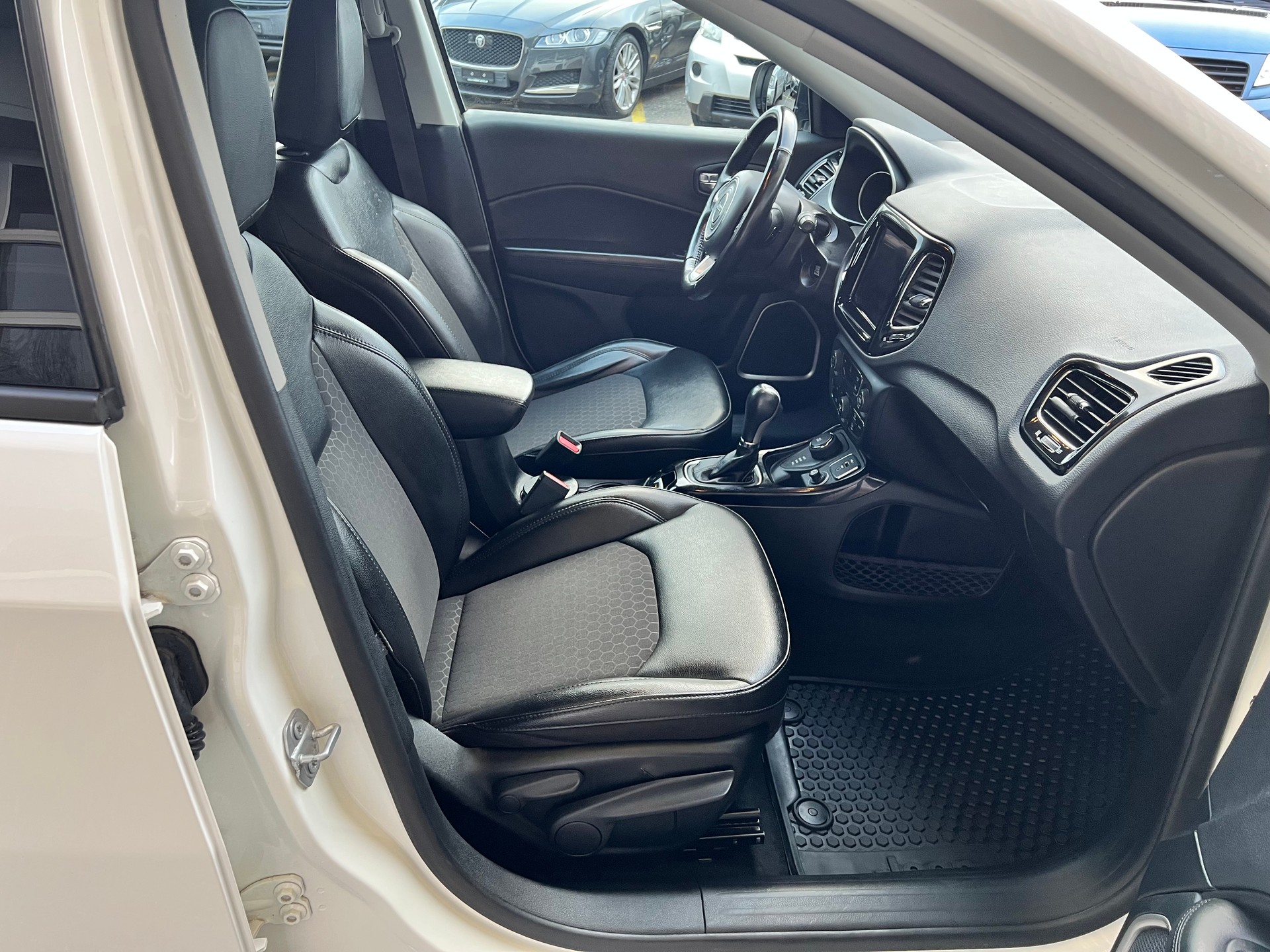 JEEP Compass 2.0CRD Limited AWD 9ATX-image-10