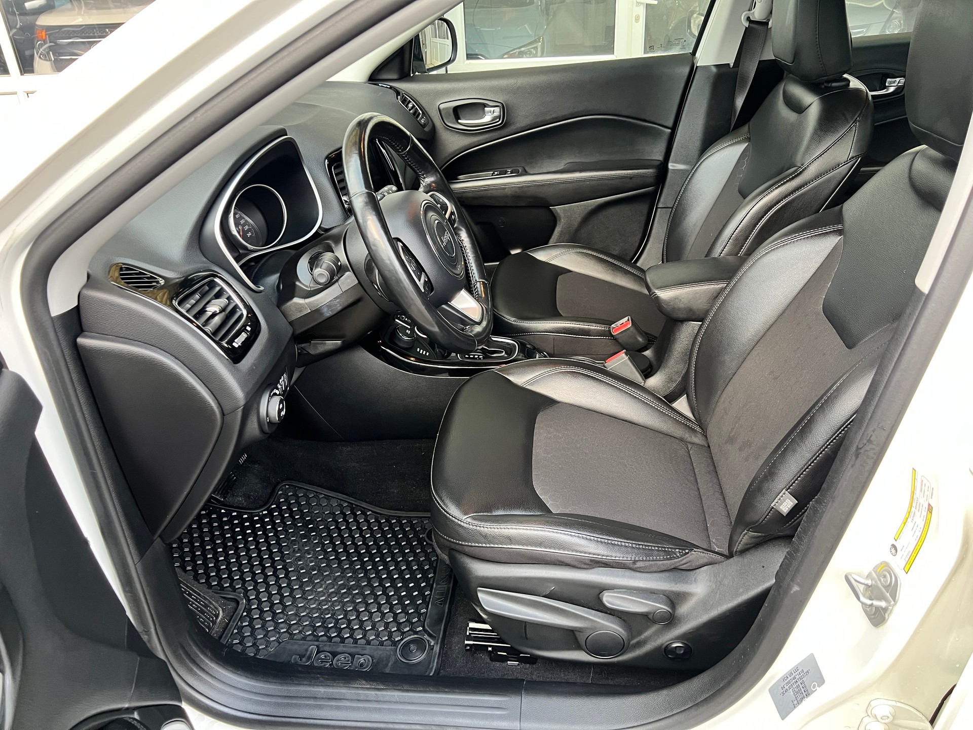 JEEP Compass 2.0CRD Limited AWD 9ATX-image-7