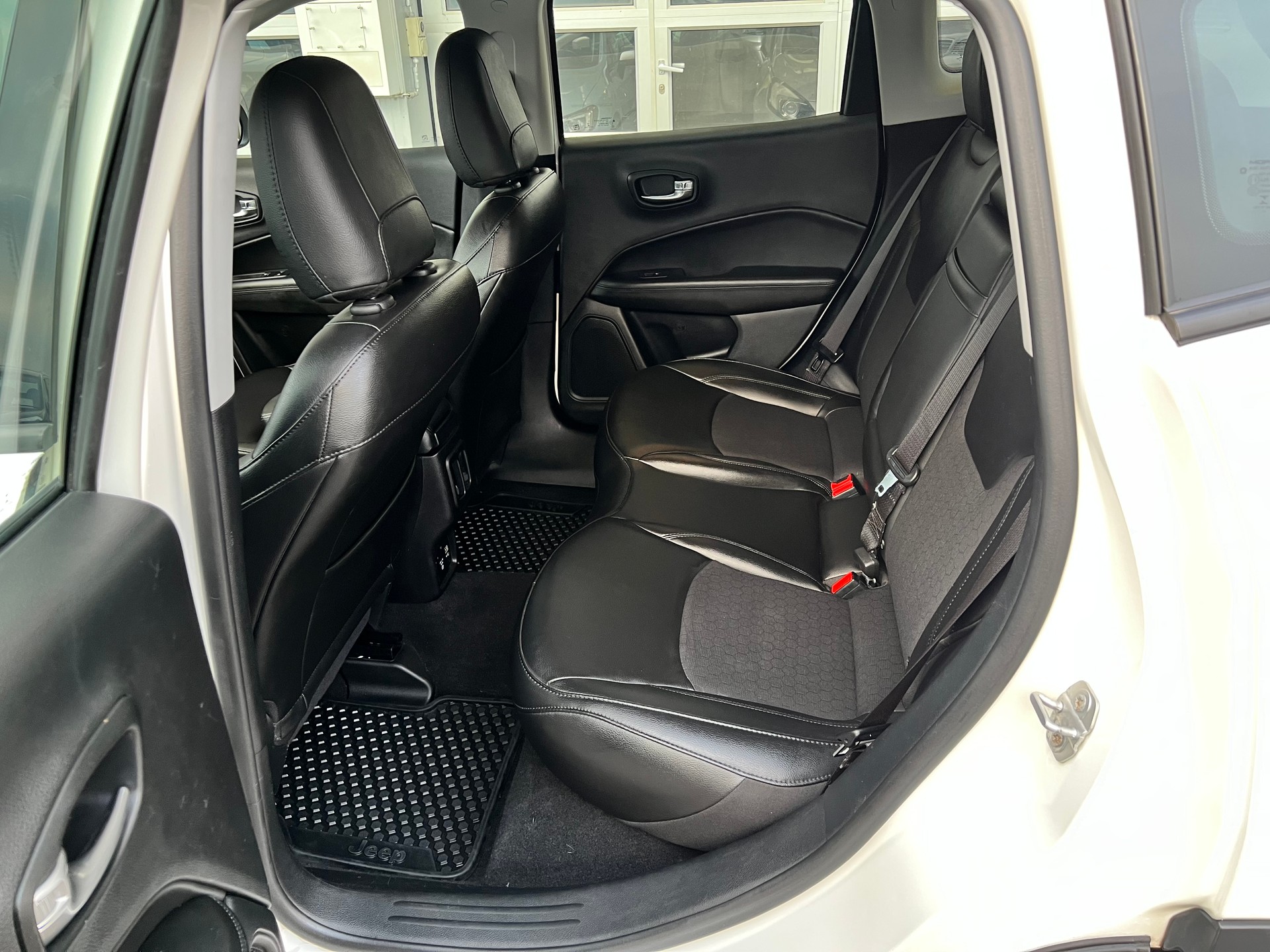 JEEP Compass 2.0CRD Limited AWD 9ATX-image-11