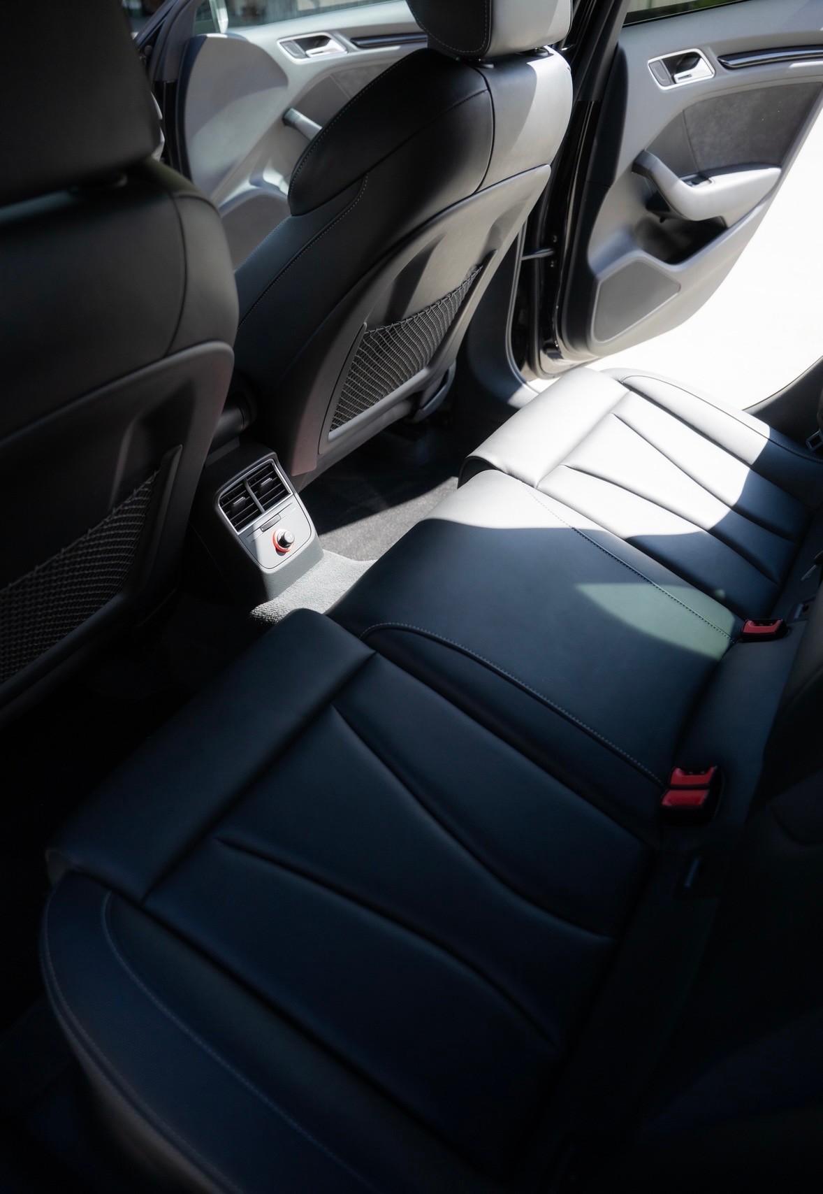AUDI RS3 2.5 TSI quattro S-tronic-image-8