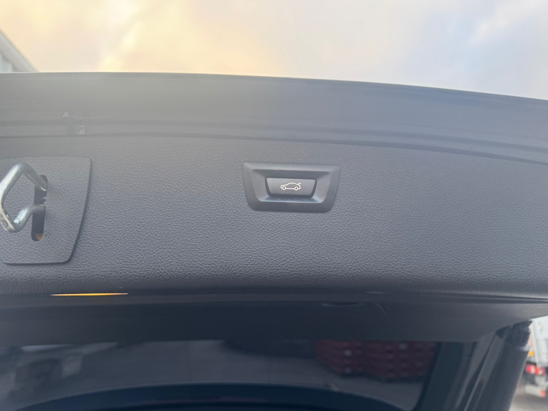 BMW 320d Touring Modern Line-image-7