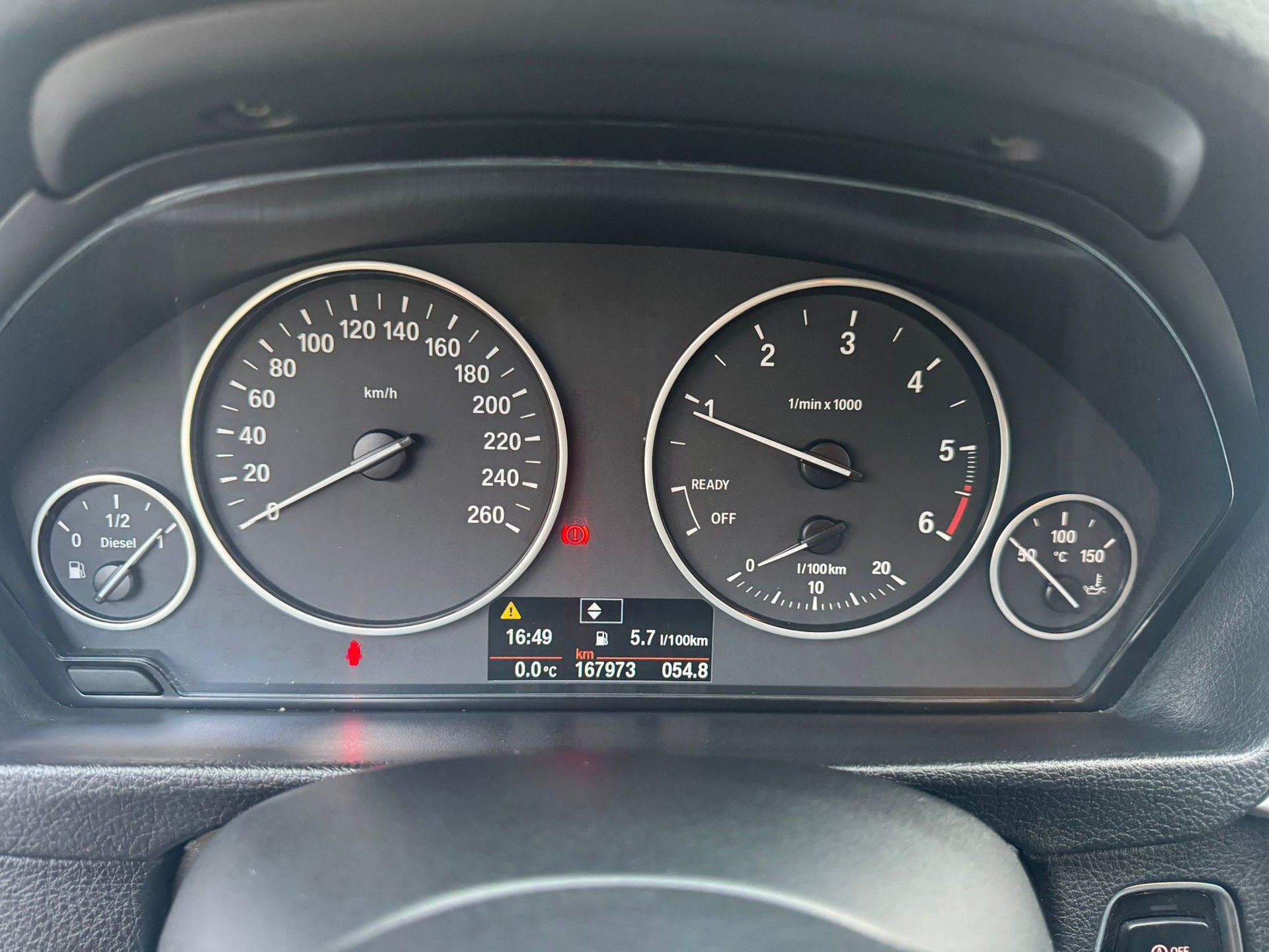 BMW 320d Touring Modern Line-image-20