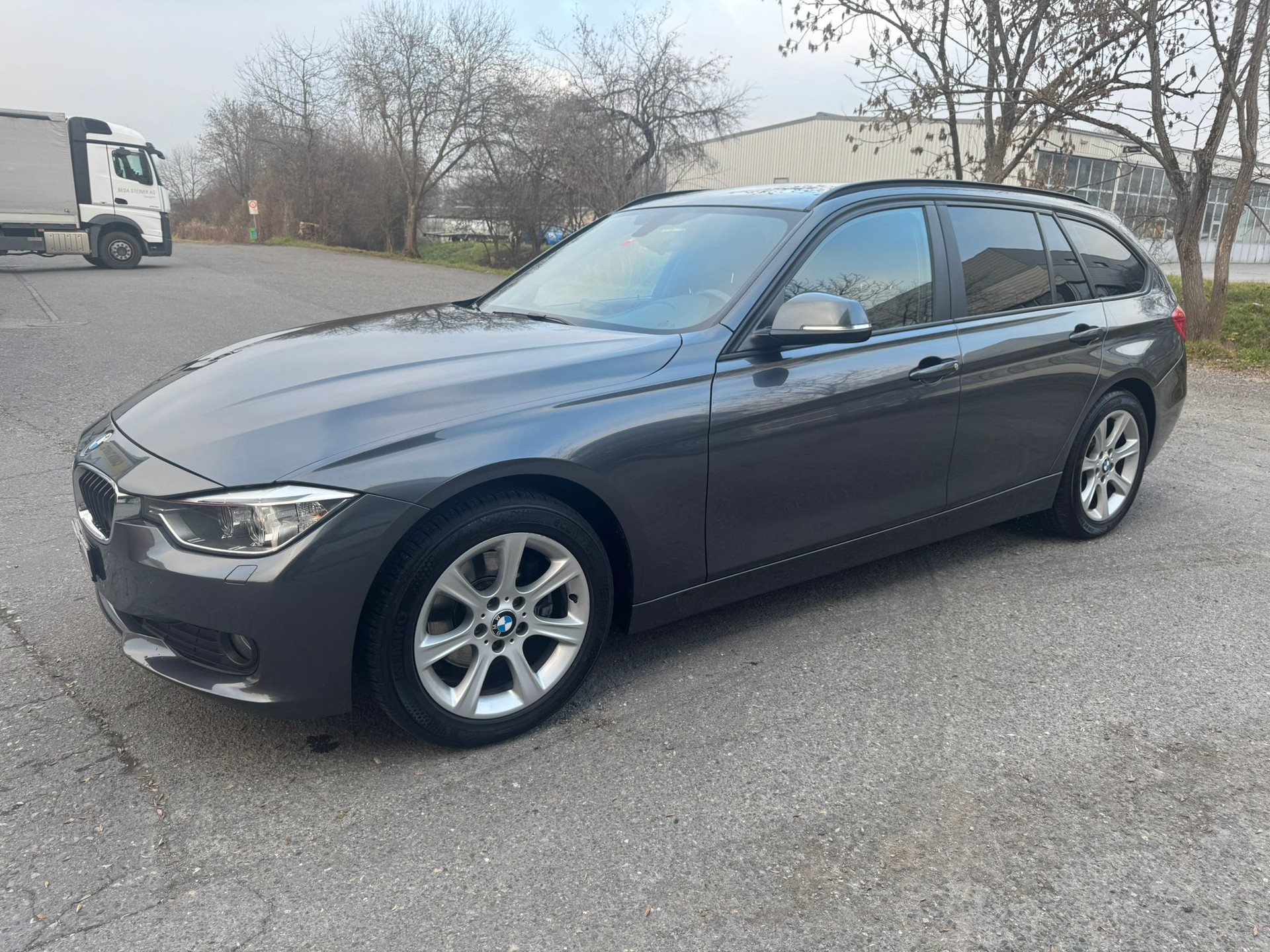 BMW 320d Touring Modern Line-image-1