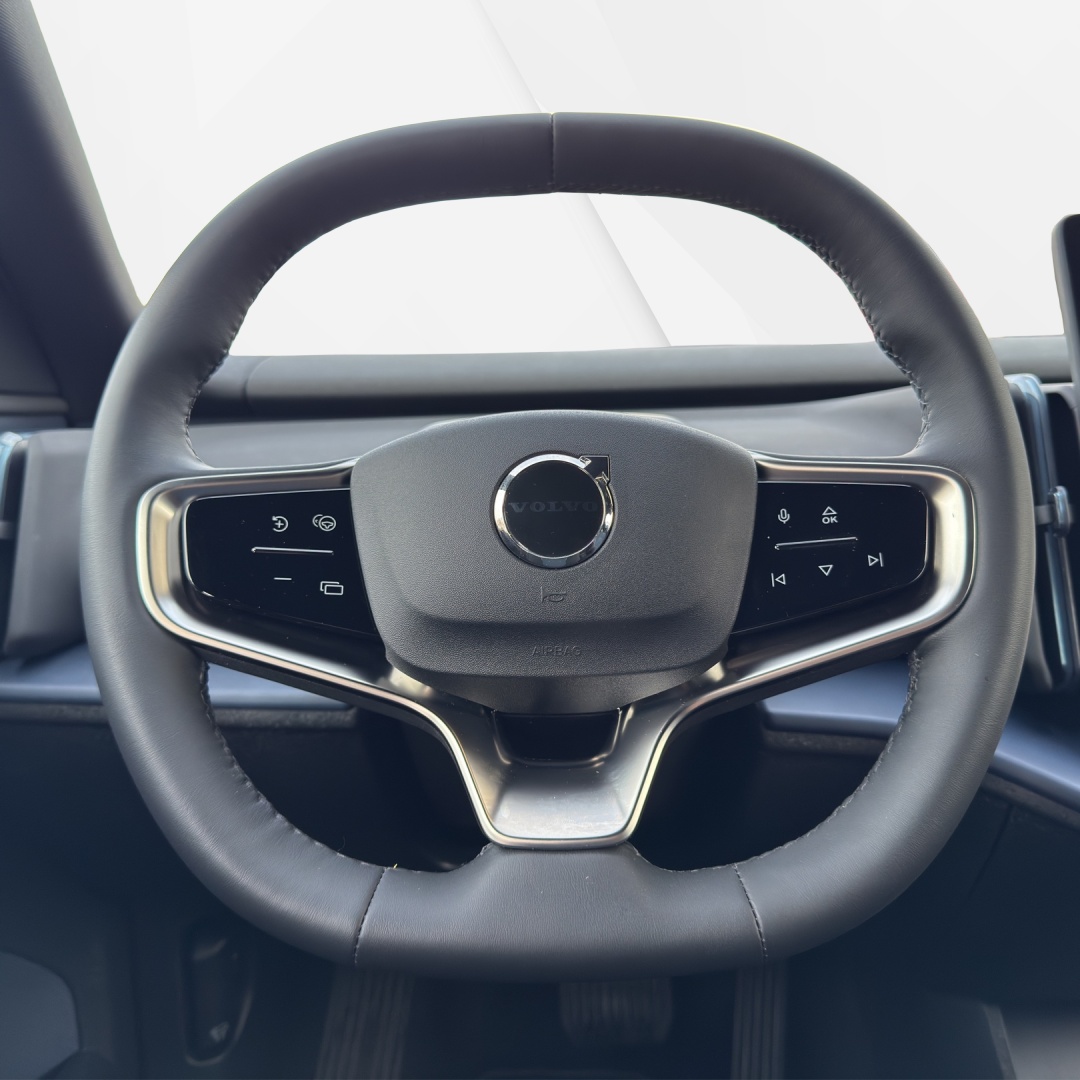 VOLVO EX30 E60 69kWh Single Motor Extended Range Core-image-14
