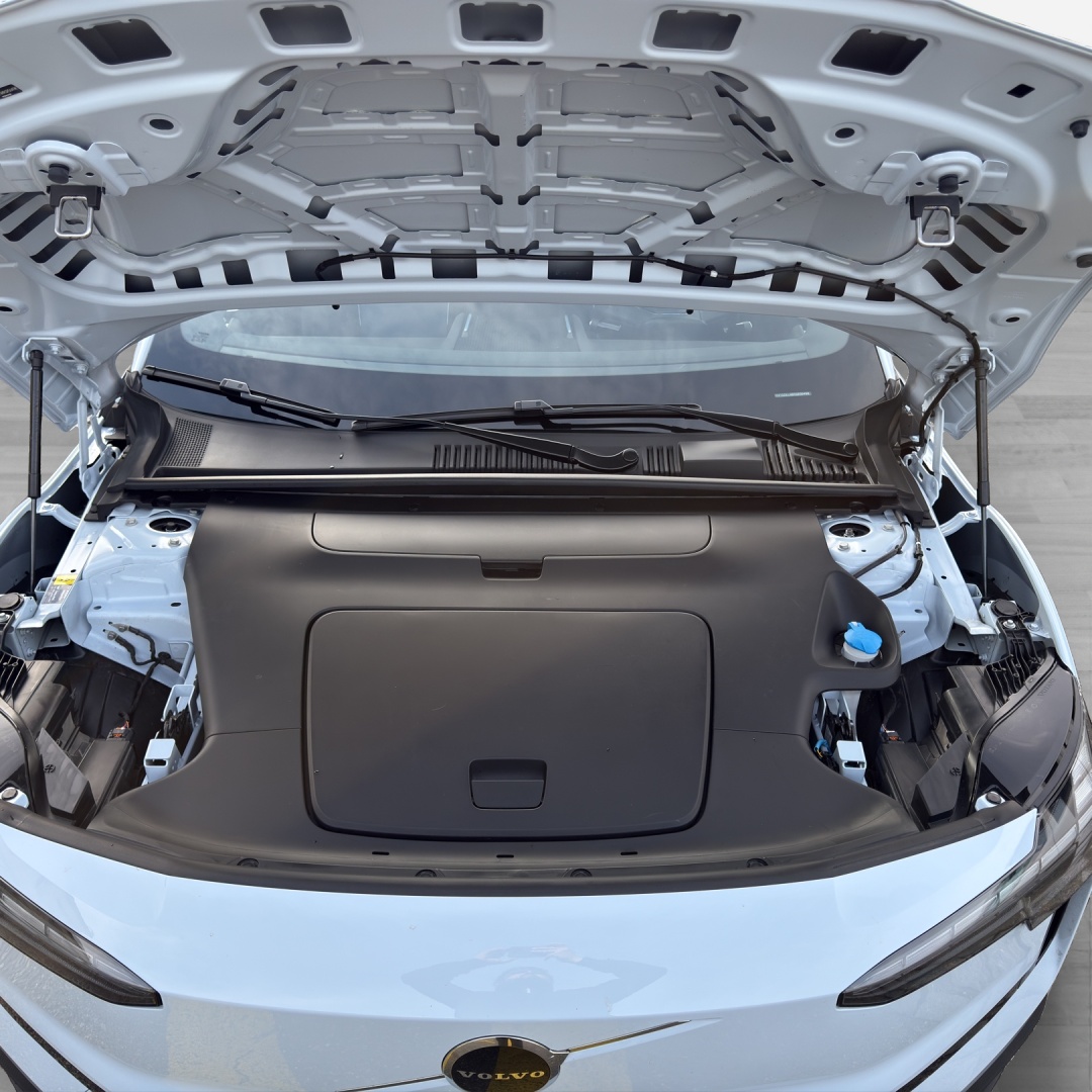 VOLVO EX30 E60 69kWh Single Motor Extended Range Core-image-15