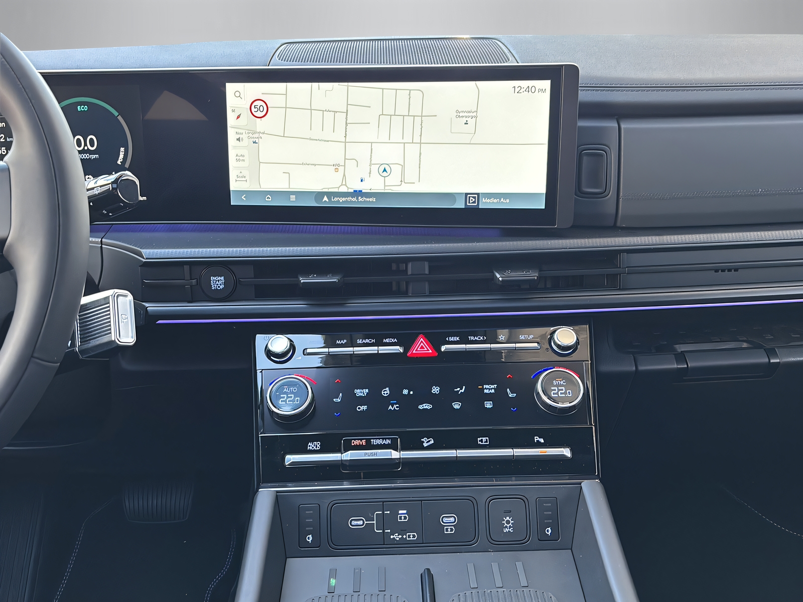 HYUNDAI Santa Fe 1.6 T-GDi HEV Calligraphy Swiss Edition-image-5