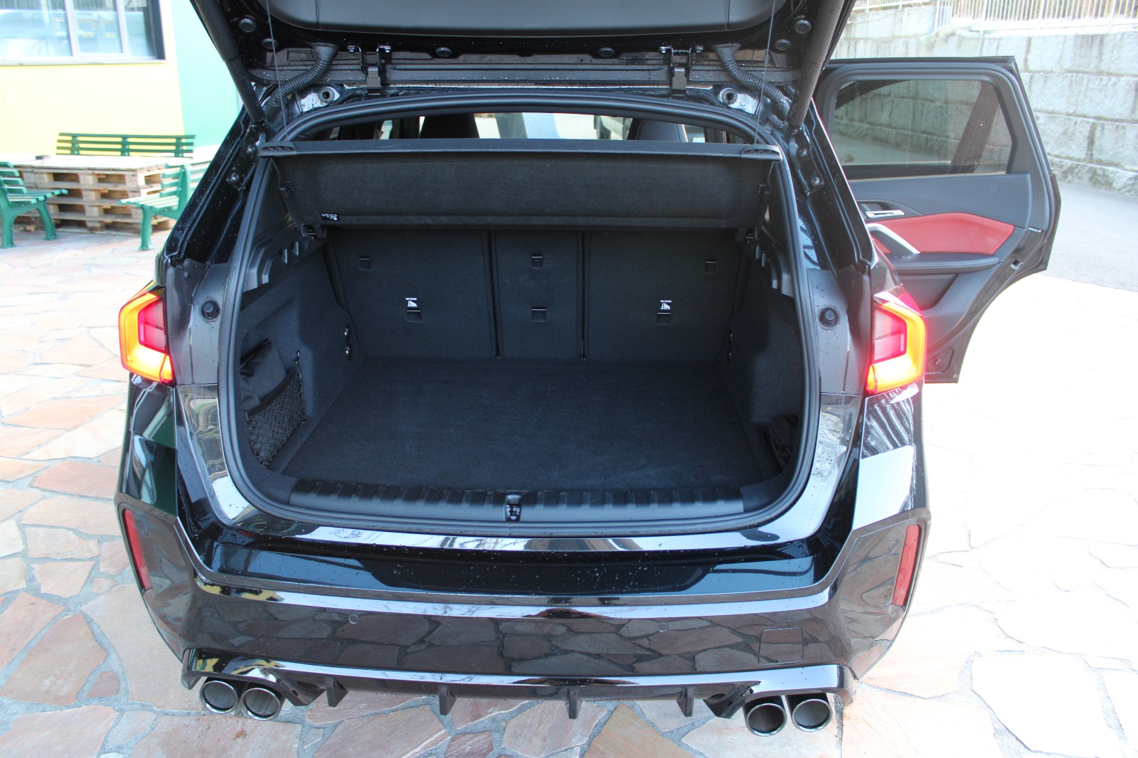 BMW X1 xDrive M35i-image-11