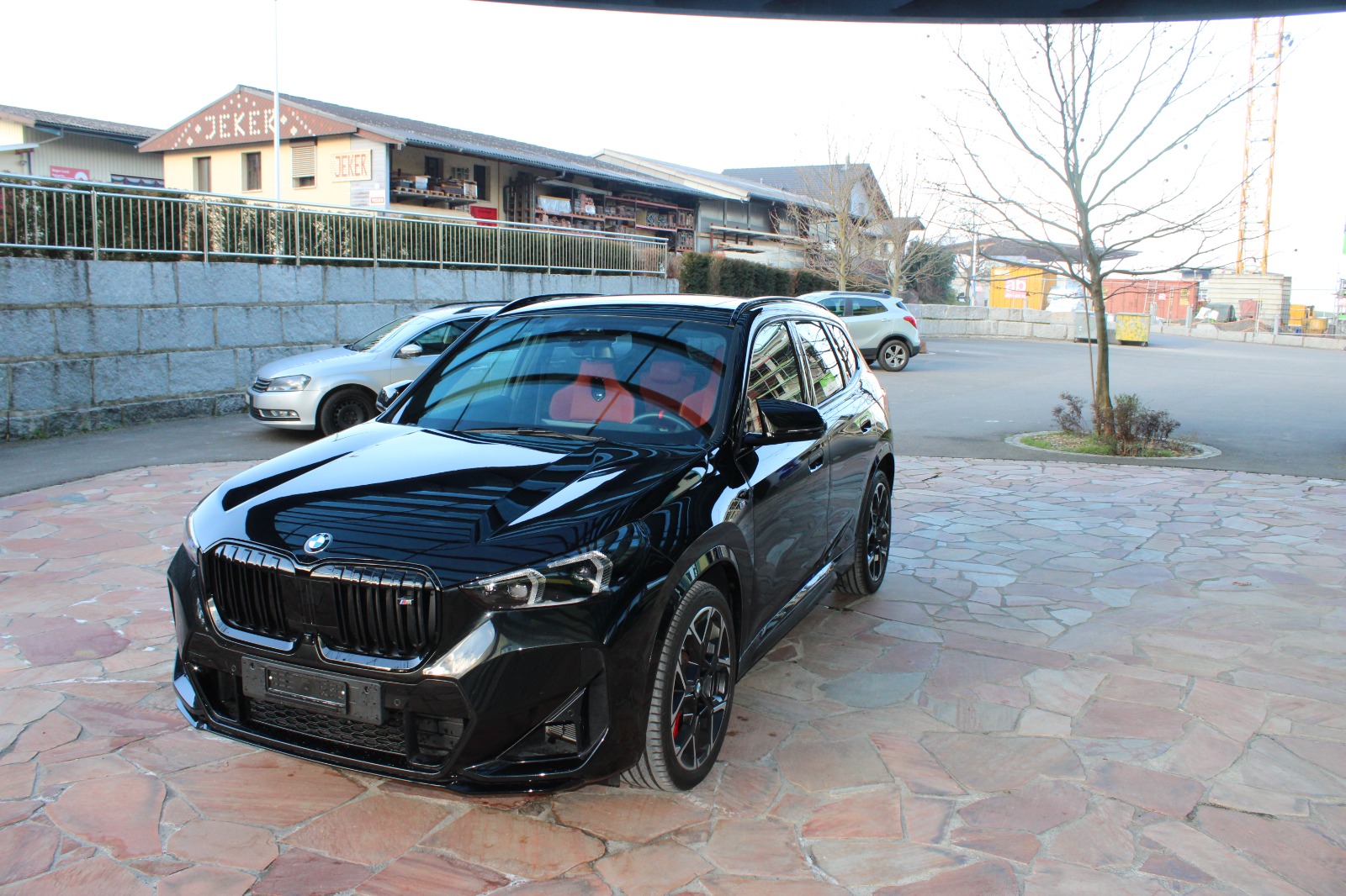 BMW X1 xDrive M35i-image-6