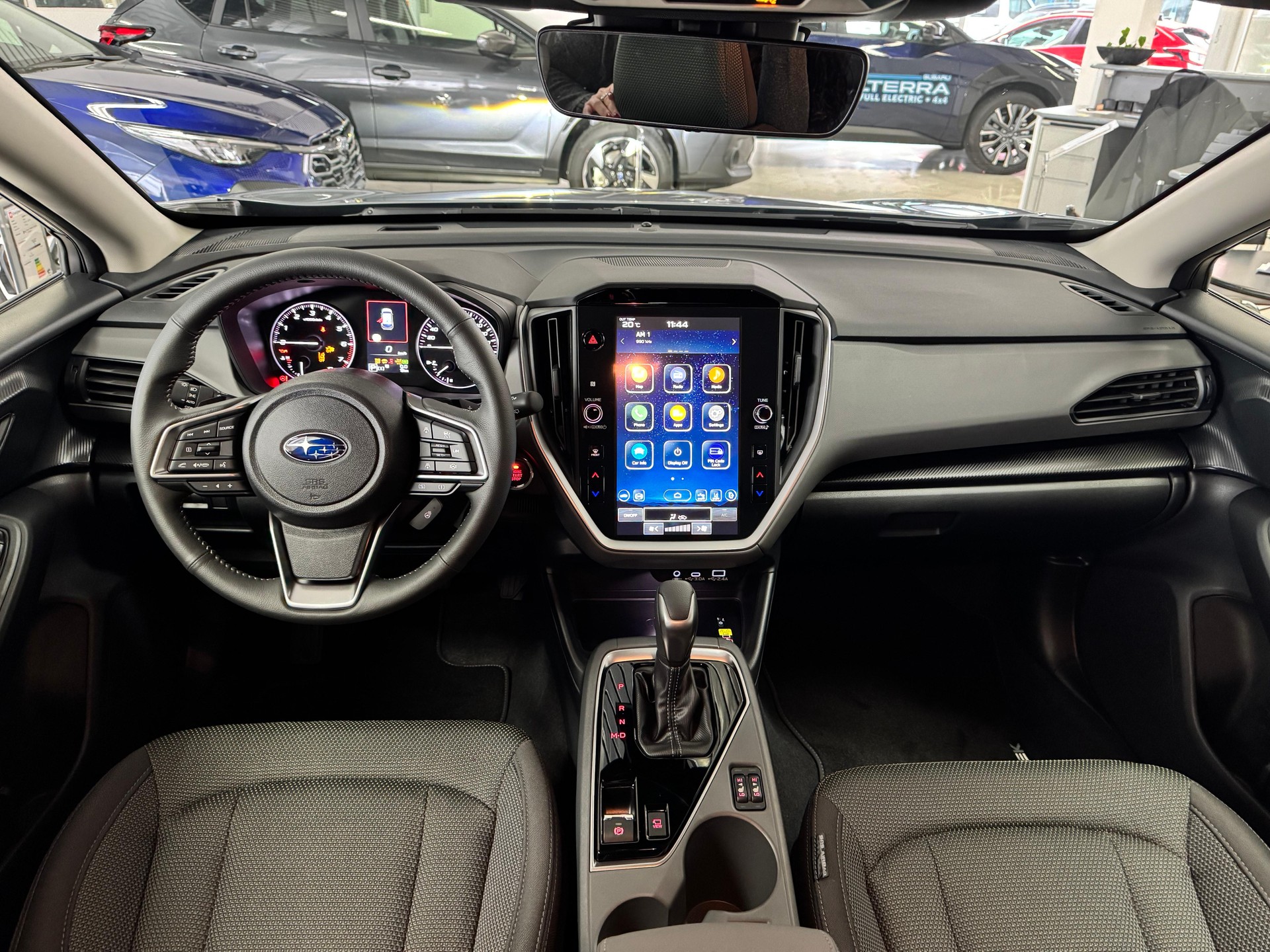 SUBARU Crosstrek 2.0i e-Boxer Swiss Plus-image-7