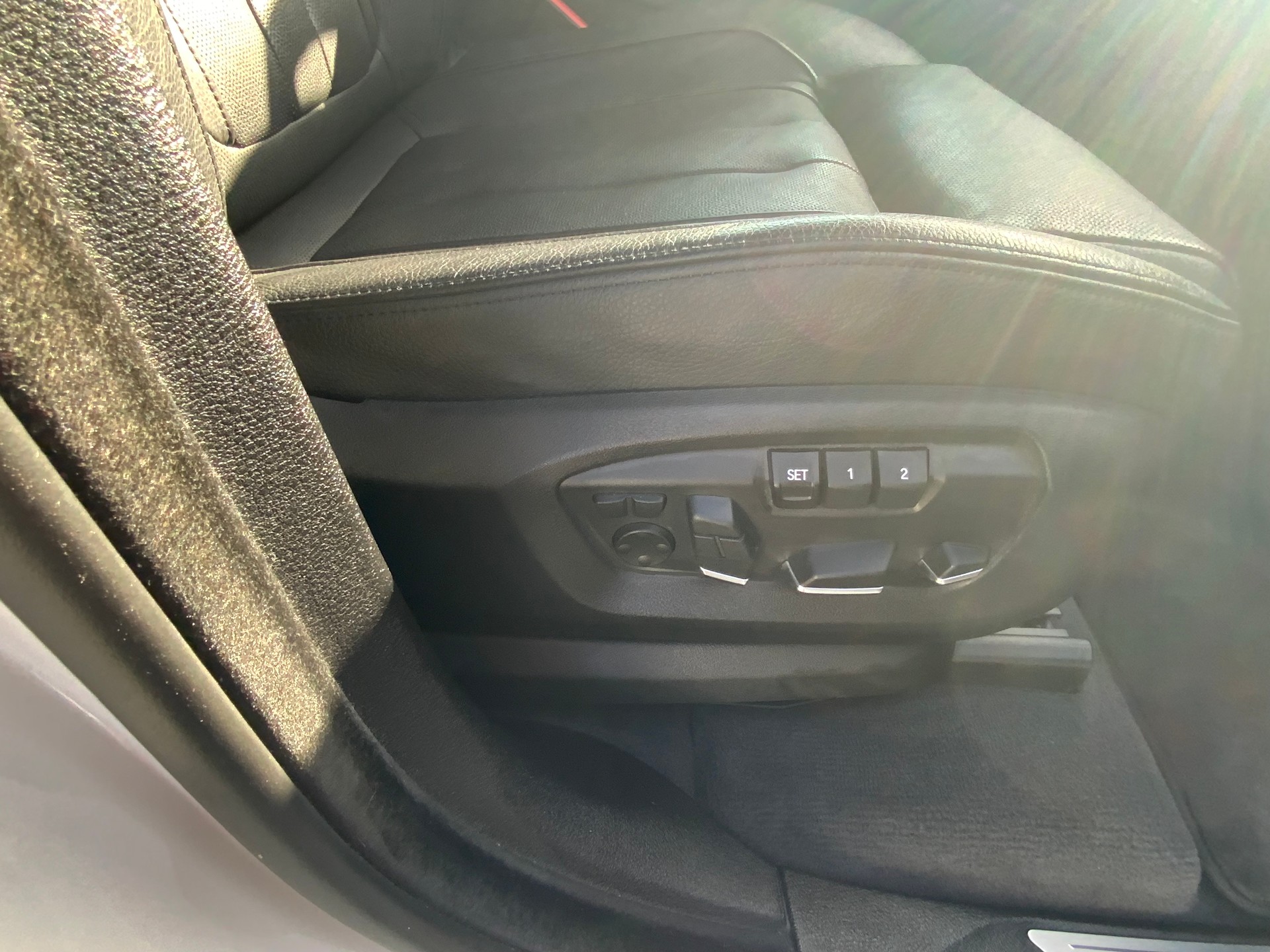 BMW X5 xDrive M50d Steptronic-image-12