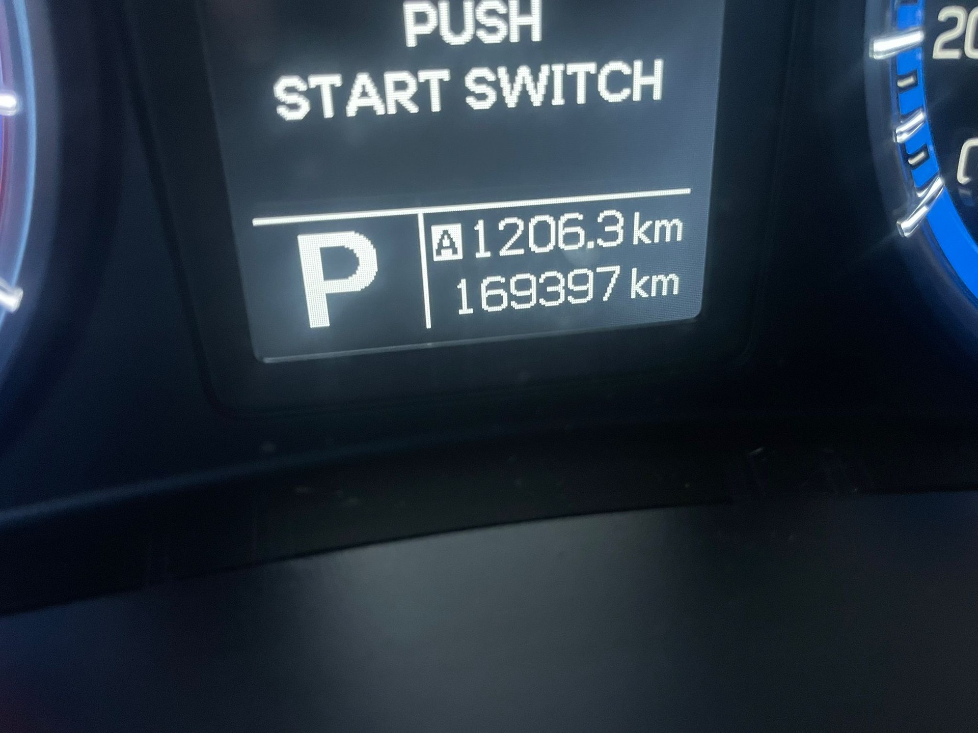 SUZUKI SX4 S-Cross 1.6 TD 4WD-image-4