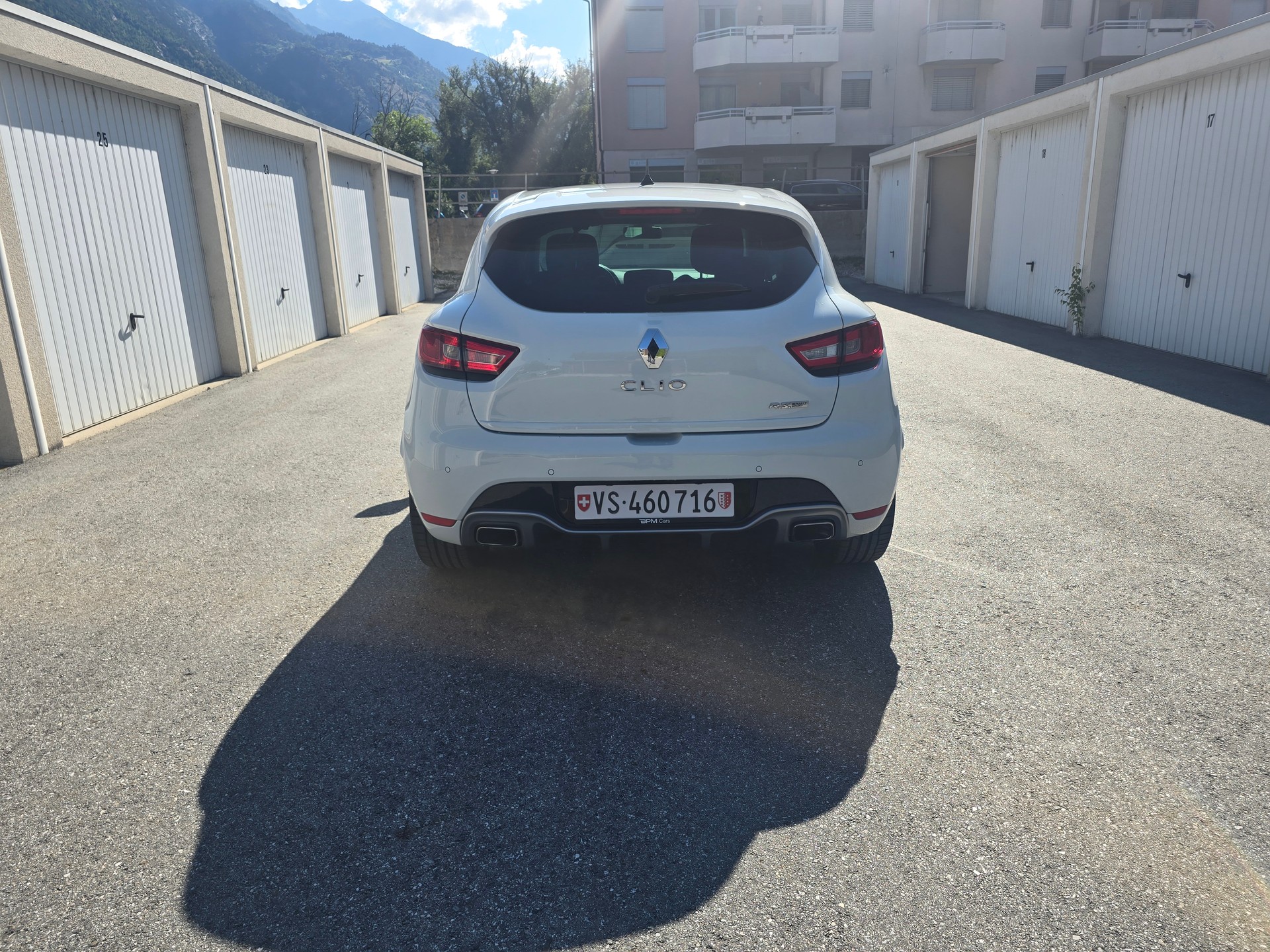 RENAULT Clio 1.6 T RS 200 EDC-image-3