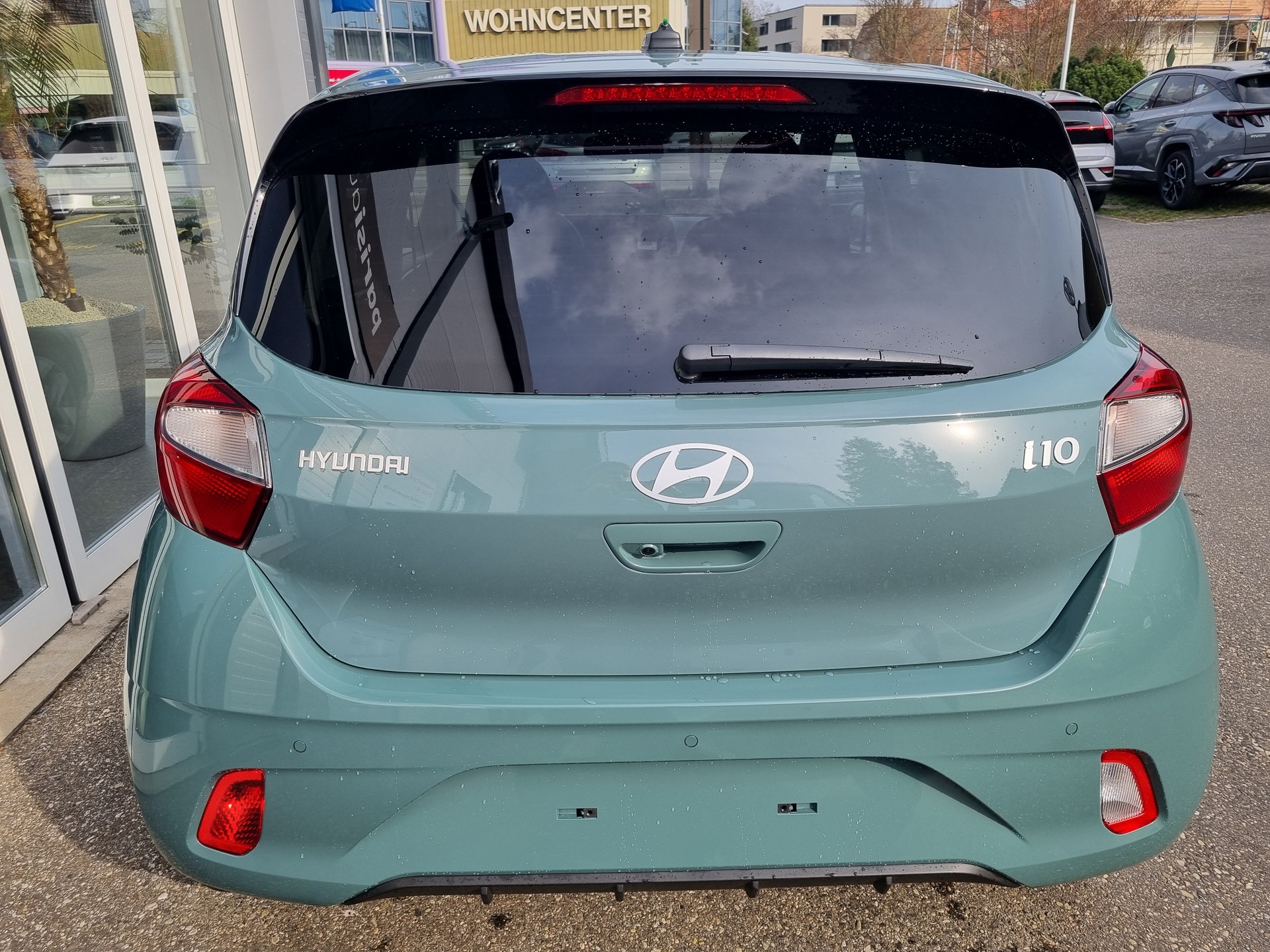 HYUNDAI i10 1.2 Amplia Aut.-image-5
