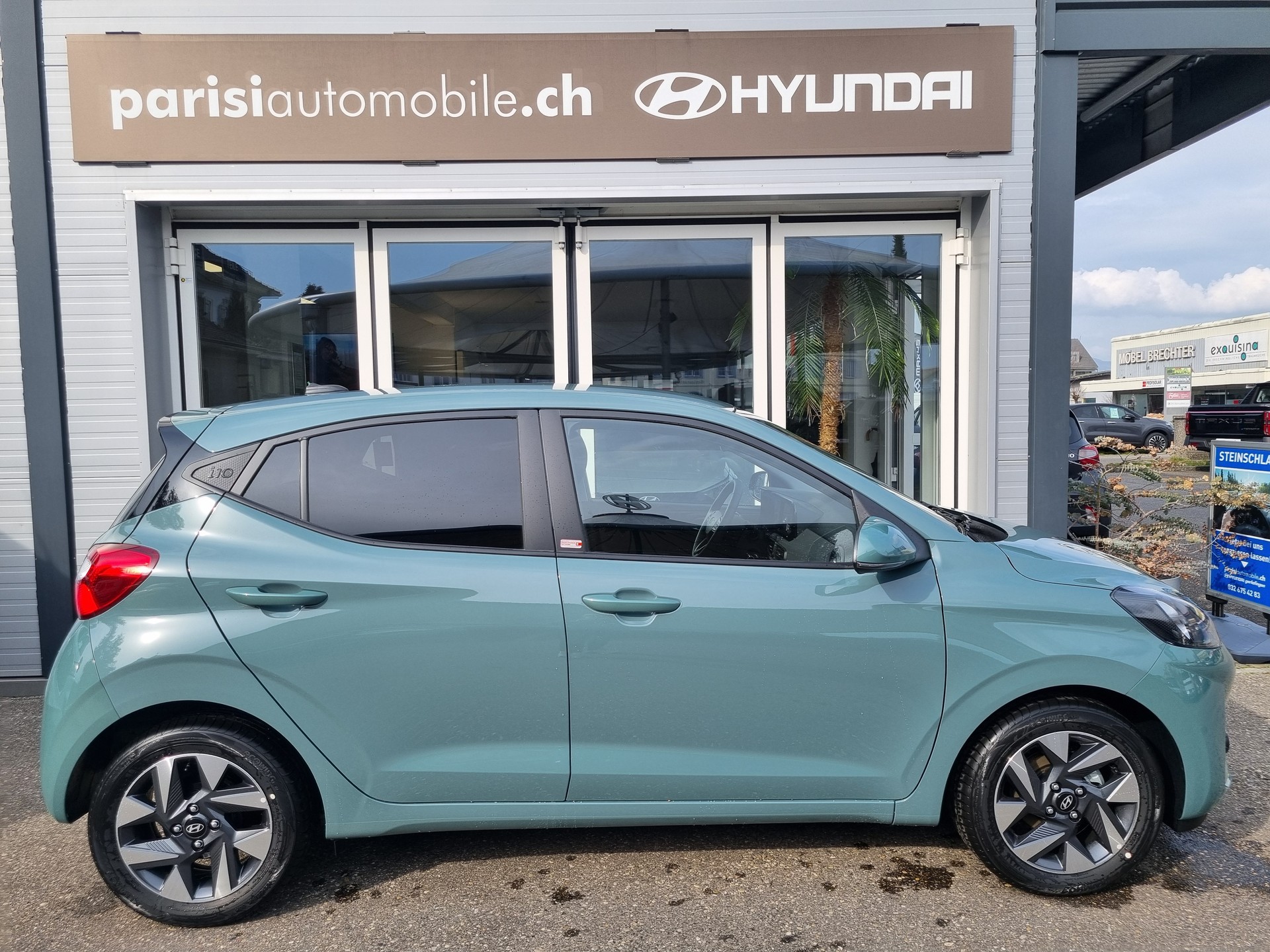 HYUNDAI i10 1.2 Amplia Aut.-image-3