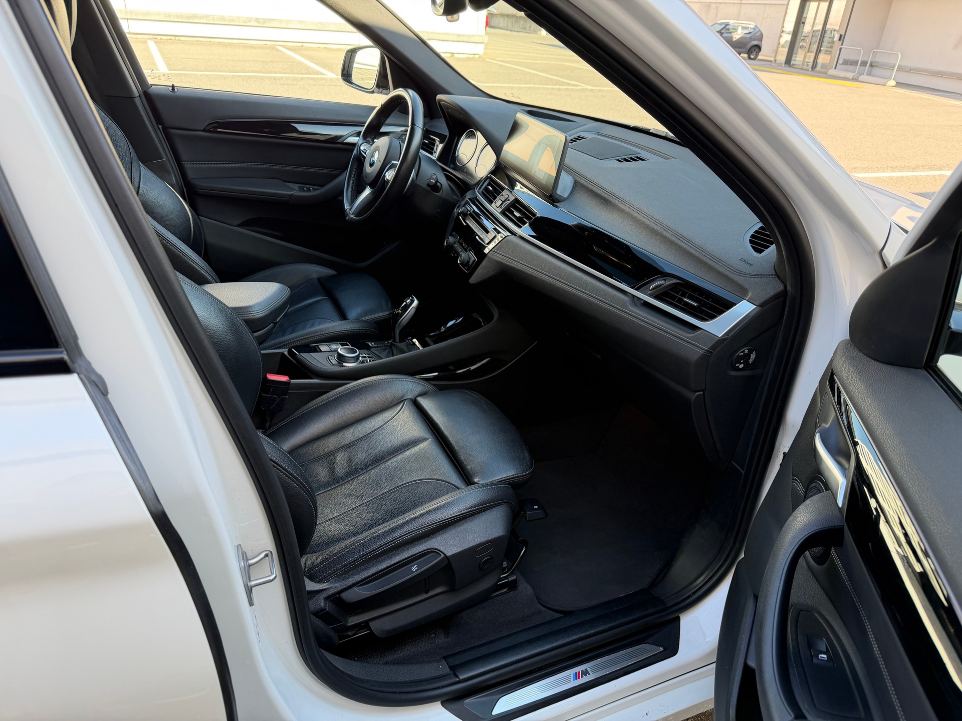 BMW X1 xDrive 20d M Sport Steptronic-image-19
