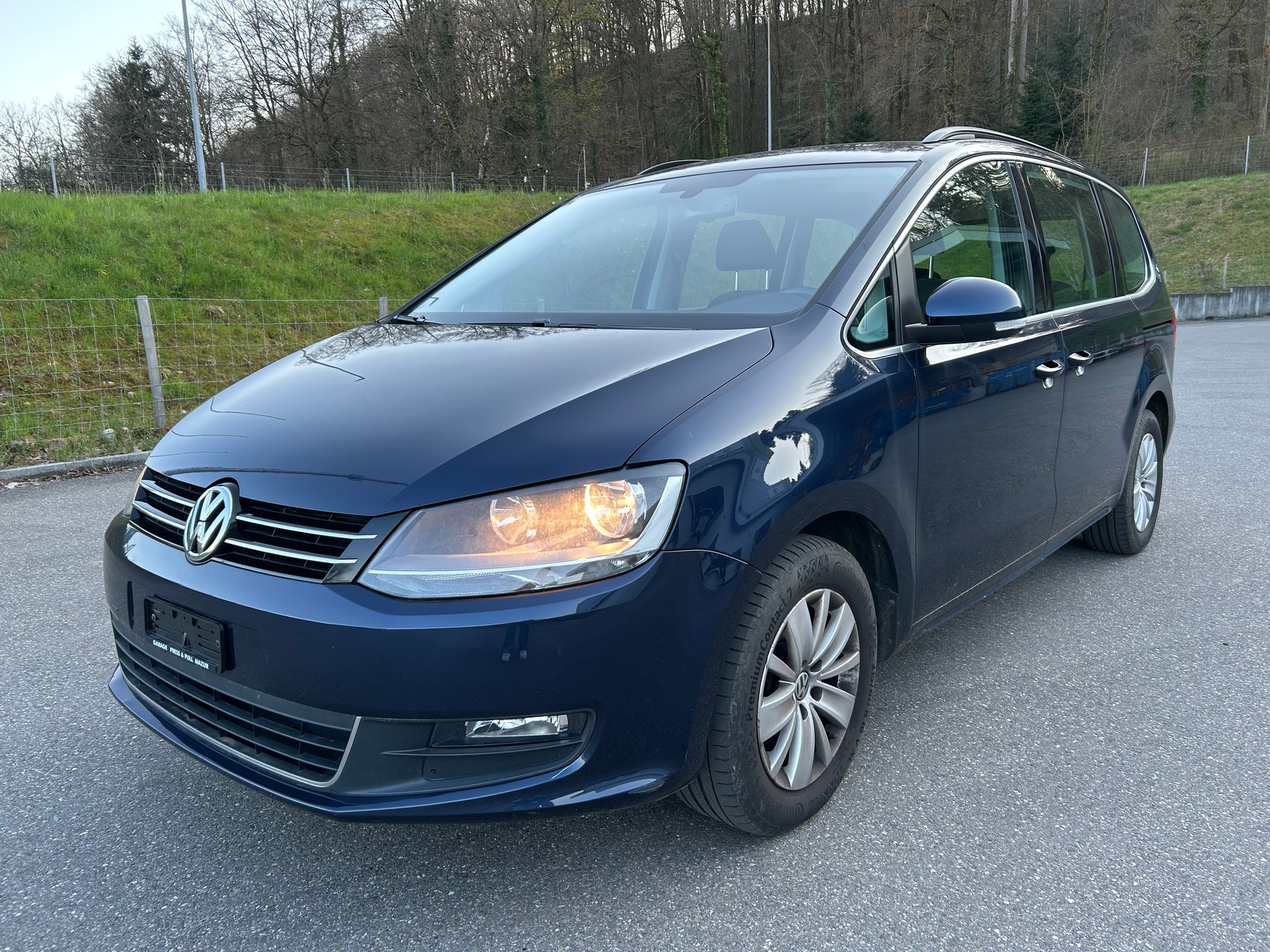 VW Sharan 2.0 TDI BMT Comfortline 4Motion-image-1
