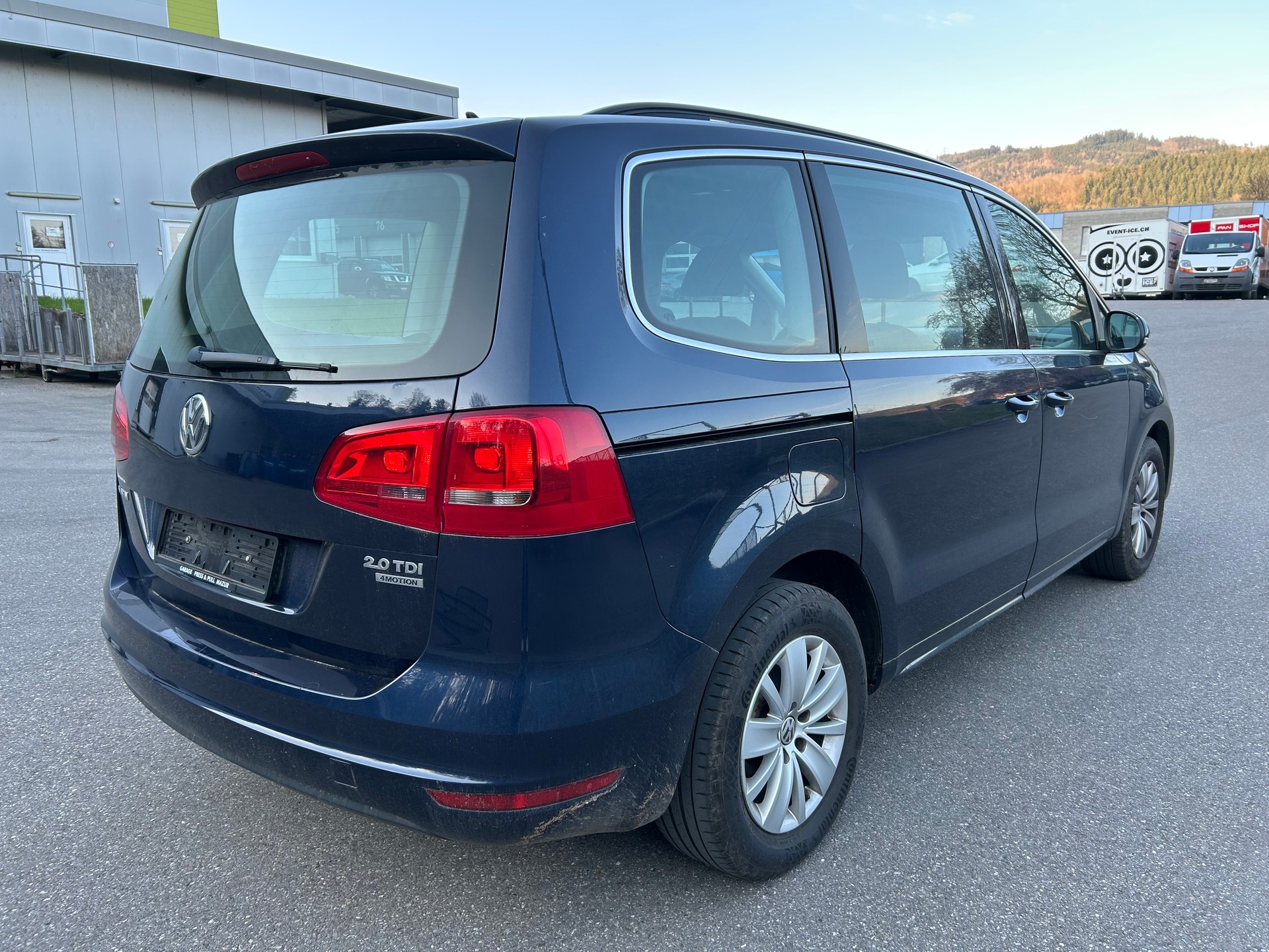 VW Sharan 2.0 TDI BMT Comfortline 4Motion-image-2