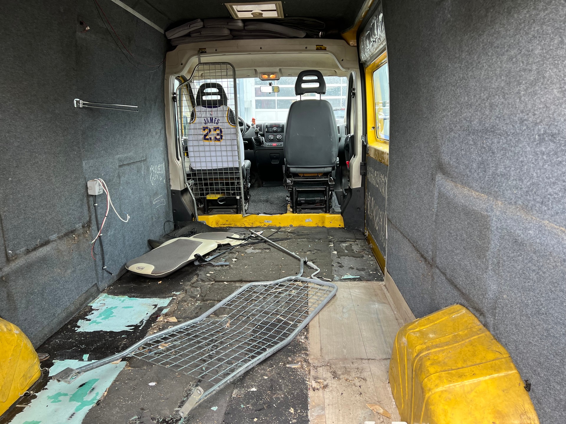 FIAT Ducato 17 3.0 CNG Natural Power-image-9