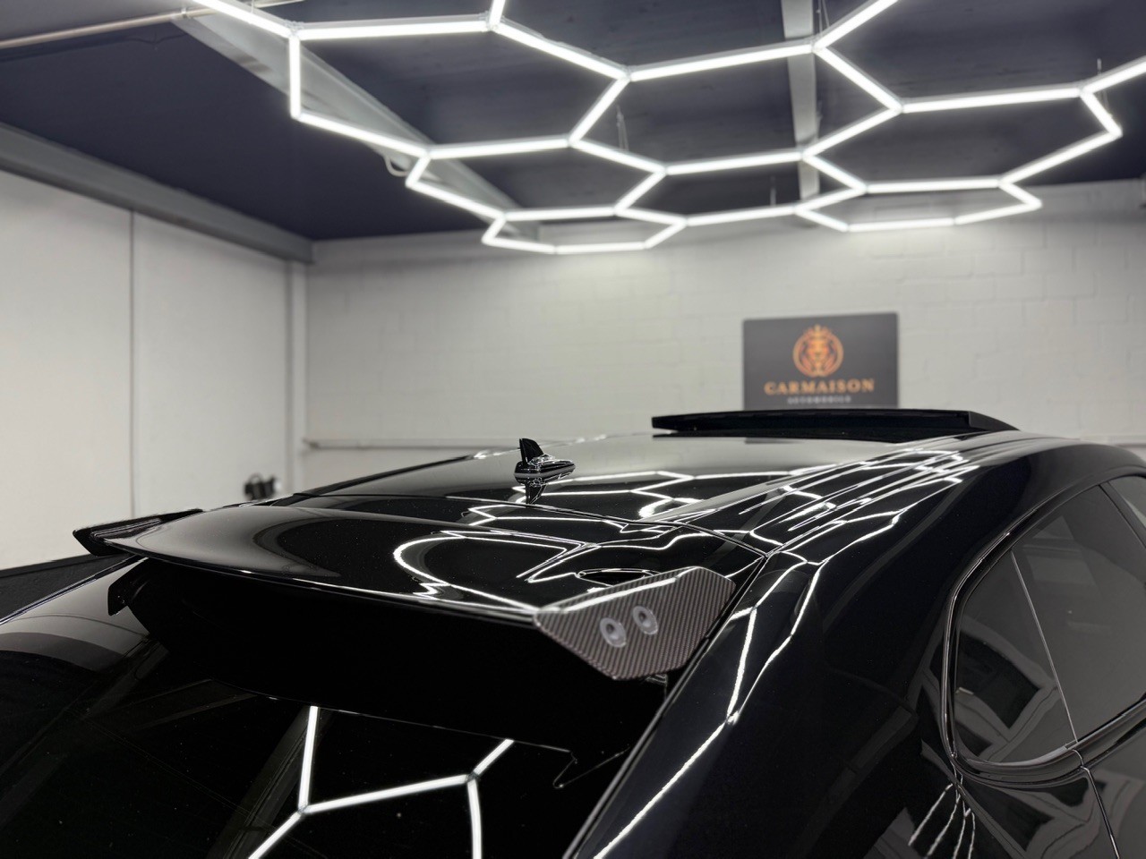 LAMBORGHINI Urus Performante | Carbon | Akrapovic | Alcantara-image-10