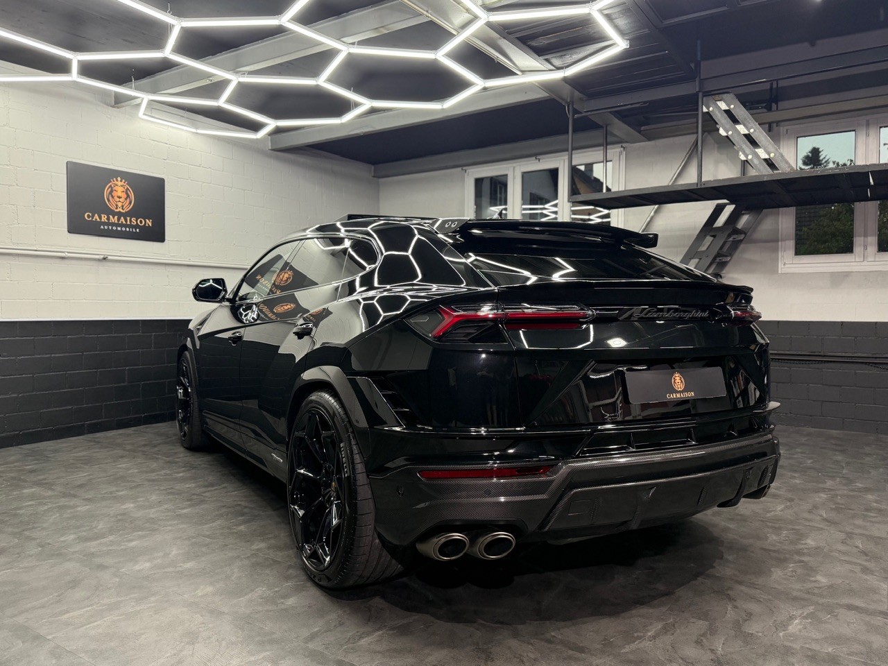 LAMBORGHINI Urus Performante | Carbon | Akrapovic | Alcantara-image-5