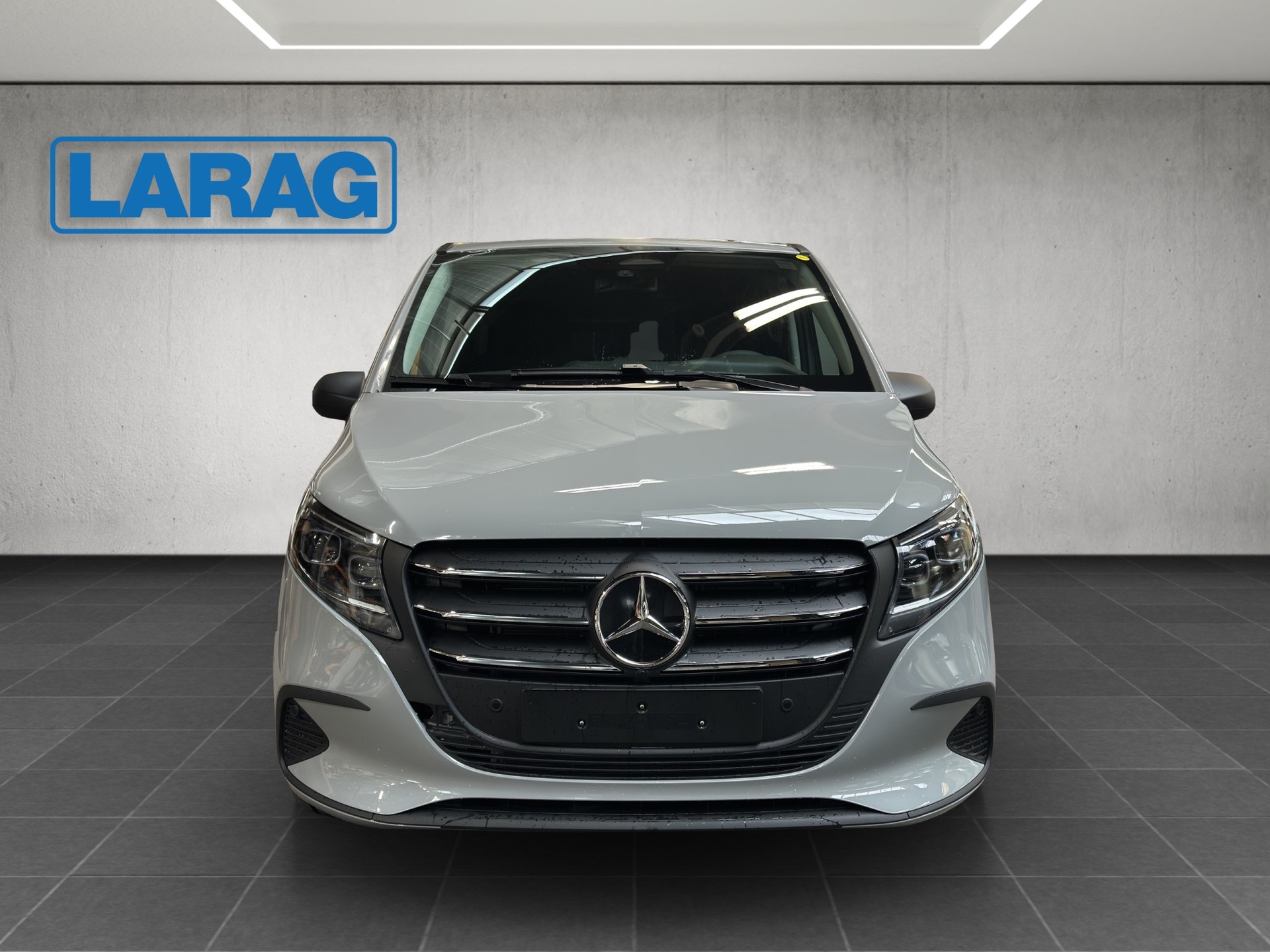 MERCEDES-BENZ Vito 116 CDI Lang Tourer 9G-Tronic 4M Select-image-1