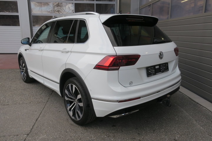 VW Tiguan 2.0TSI Highline 4Motion DSG-image-4