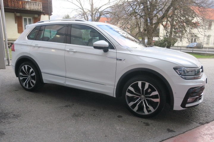 VW Tiguan 2.0TSI Highline 4Motion DSG-image-2