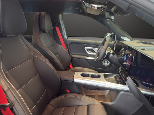 MERCEDES-BENZ GLB 350 85kWh EQ 4 Matic-image-7