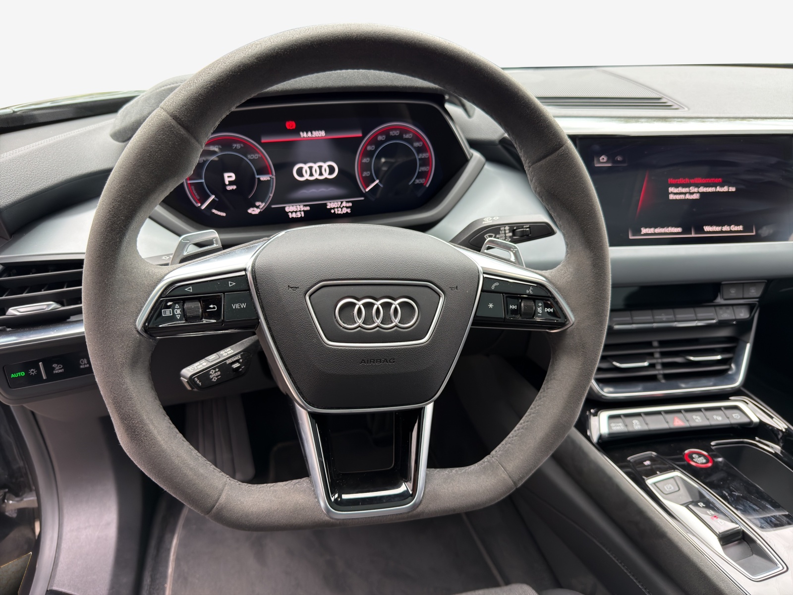 AUDI e-tron GT quattro-image-10