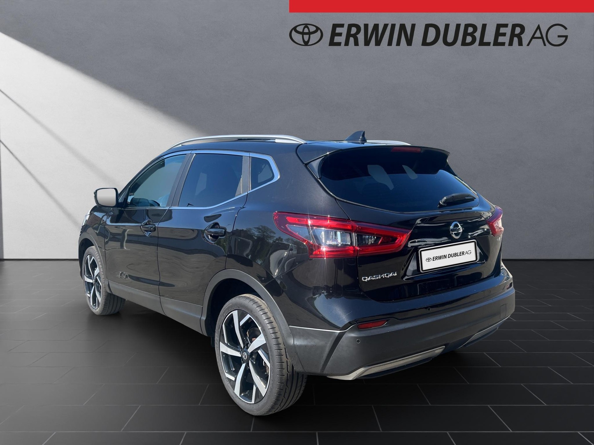 NISSAN Qashqai 1.3 DIG-T 160 Tekna-image-2