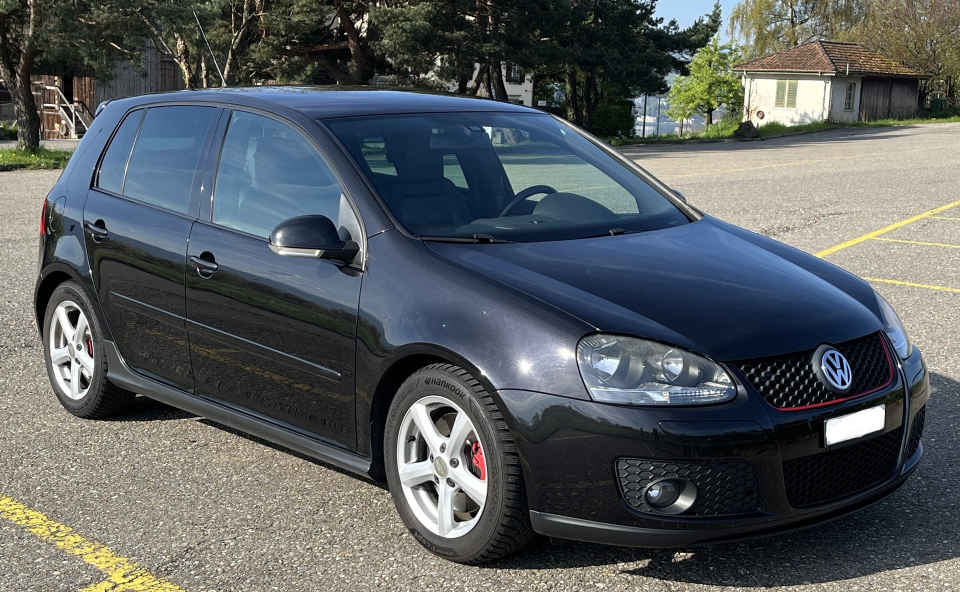 VW Golf 2.0 TFSI GTI-image-1