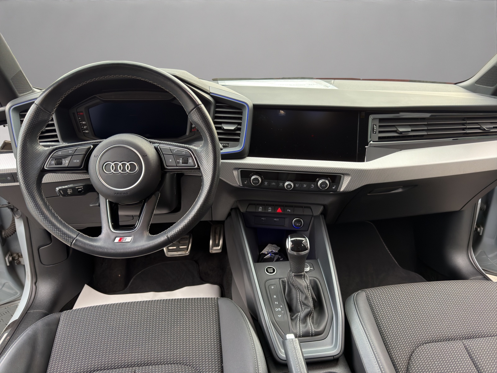 AUDI A1 Sportback 30 TFSI S Line S-tronic-image-13