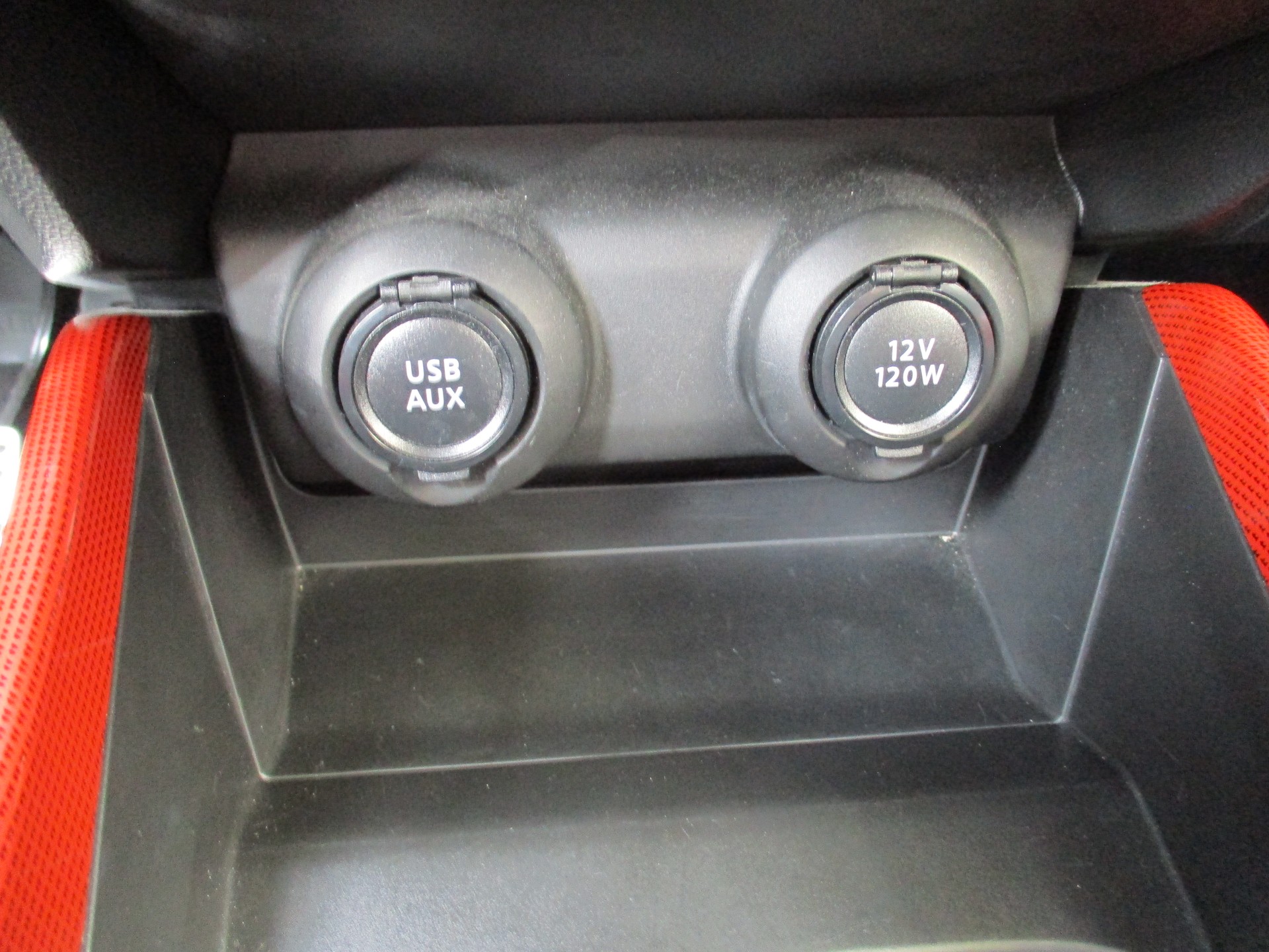SUZUKI Swift Sport 1.4i 16V Compact Top Hybrid-image-14