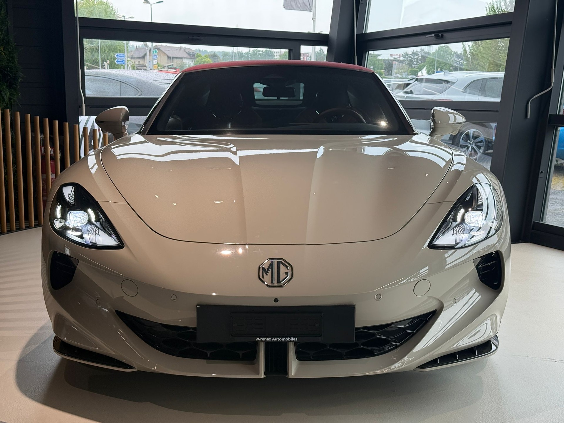 MG Cyberster 77kWh 4WD-image-5