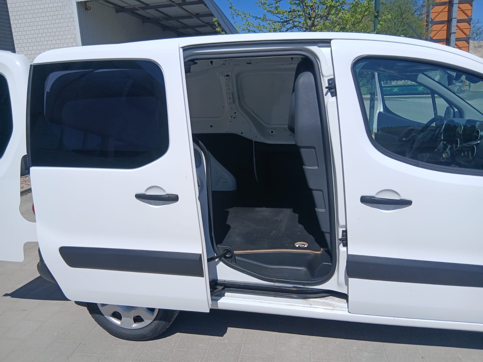 PEUGEOT Partner 1.6 BlueHDI S&S Active-image-5