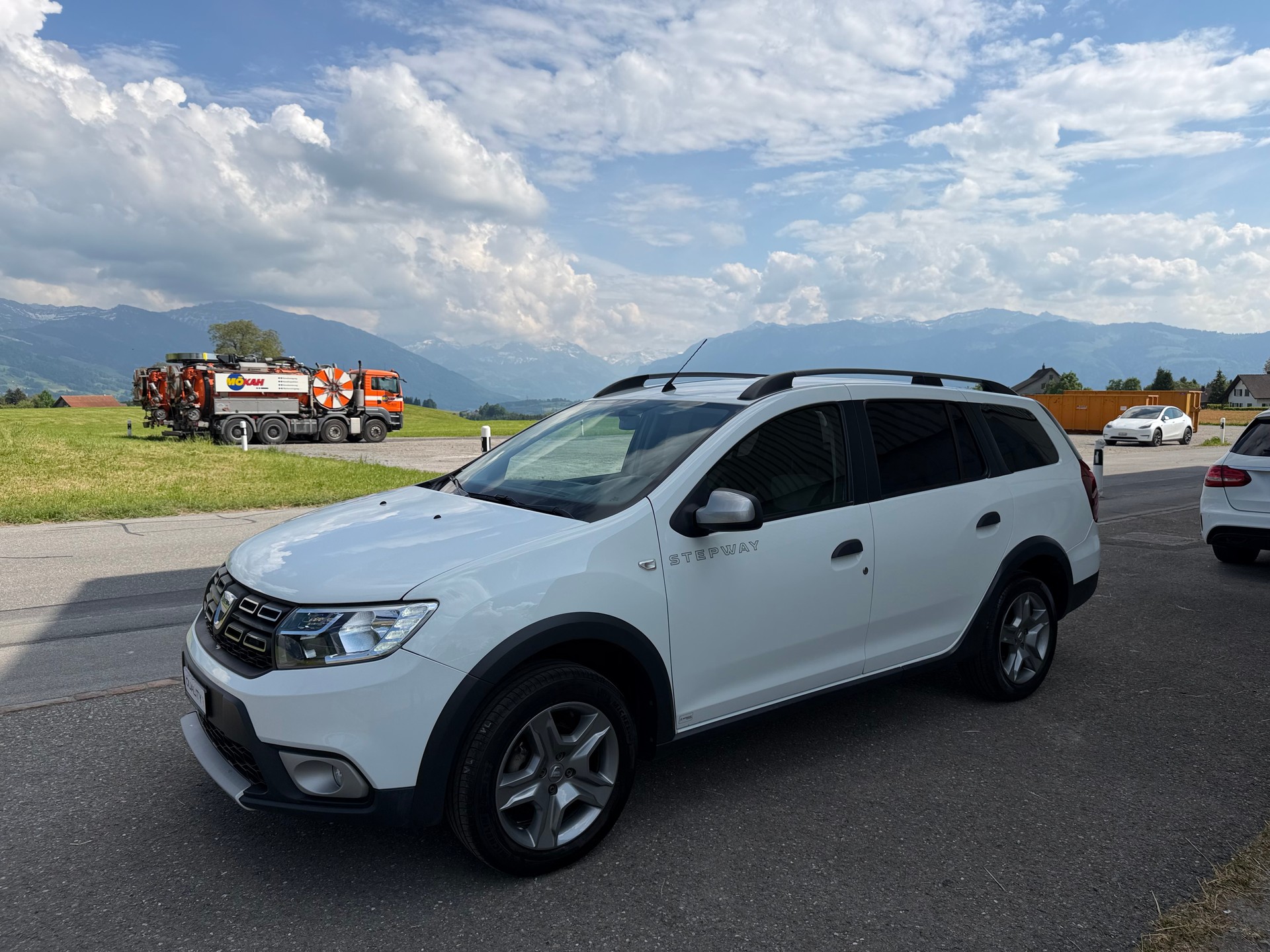 DACIA Logan MCV 0.9 Stepway Automatic-image-4