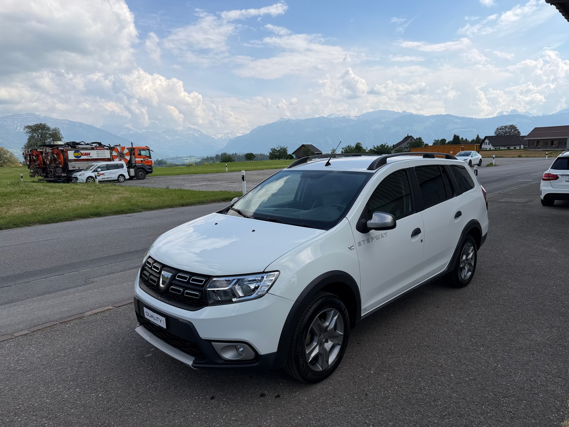 DACIA Logan MCV 0.9 Stepway Automatic-image-2