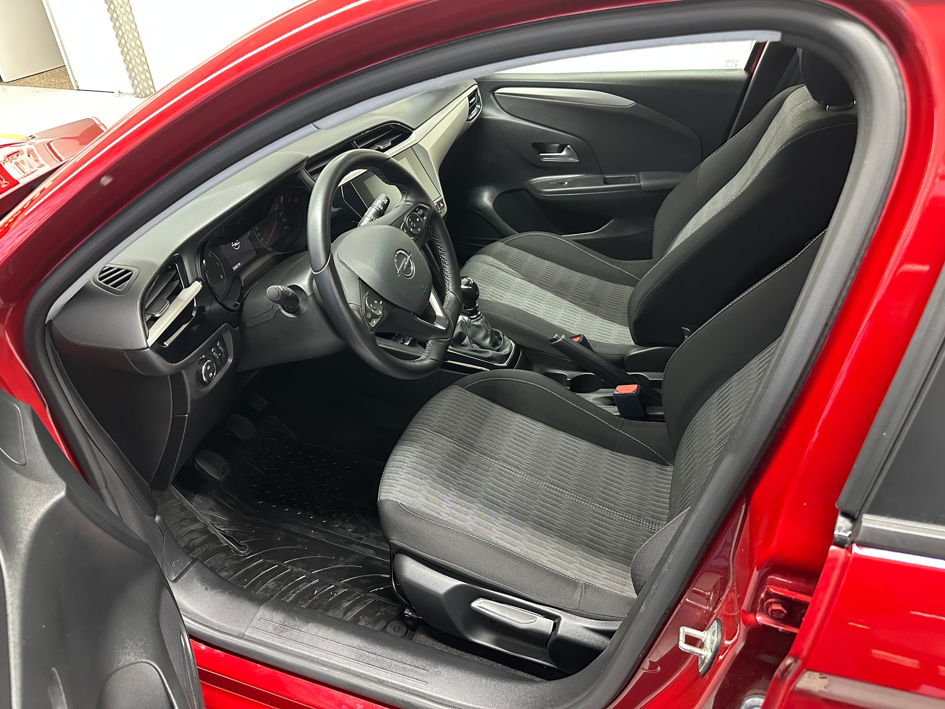 OPEL Corsa 1.2 TP Edition-image-7