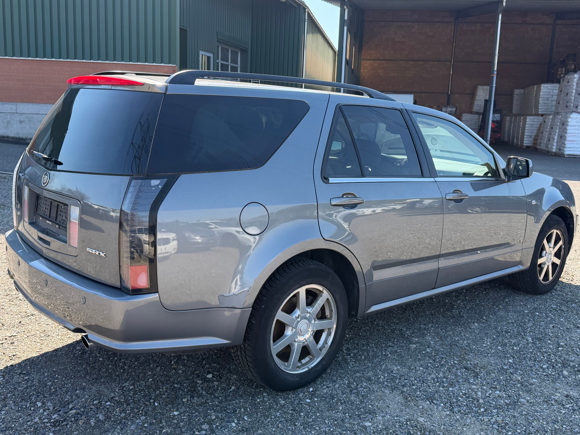 CADILLAC SRX 4.6 V8 Aut-image-11