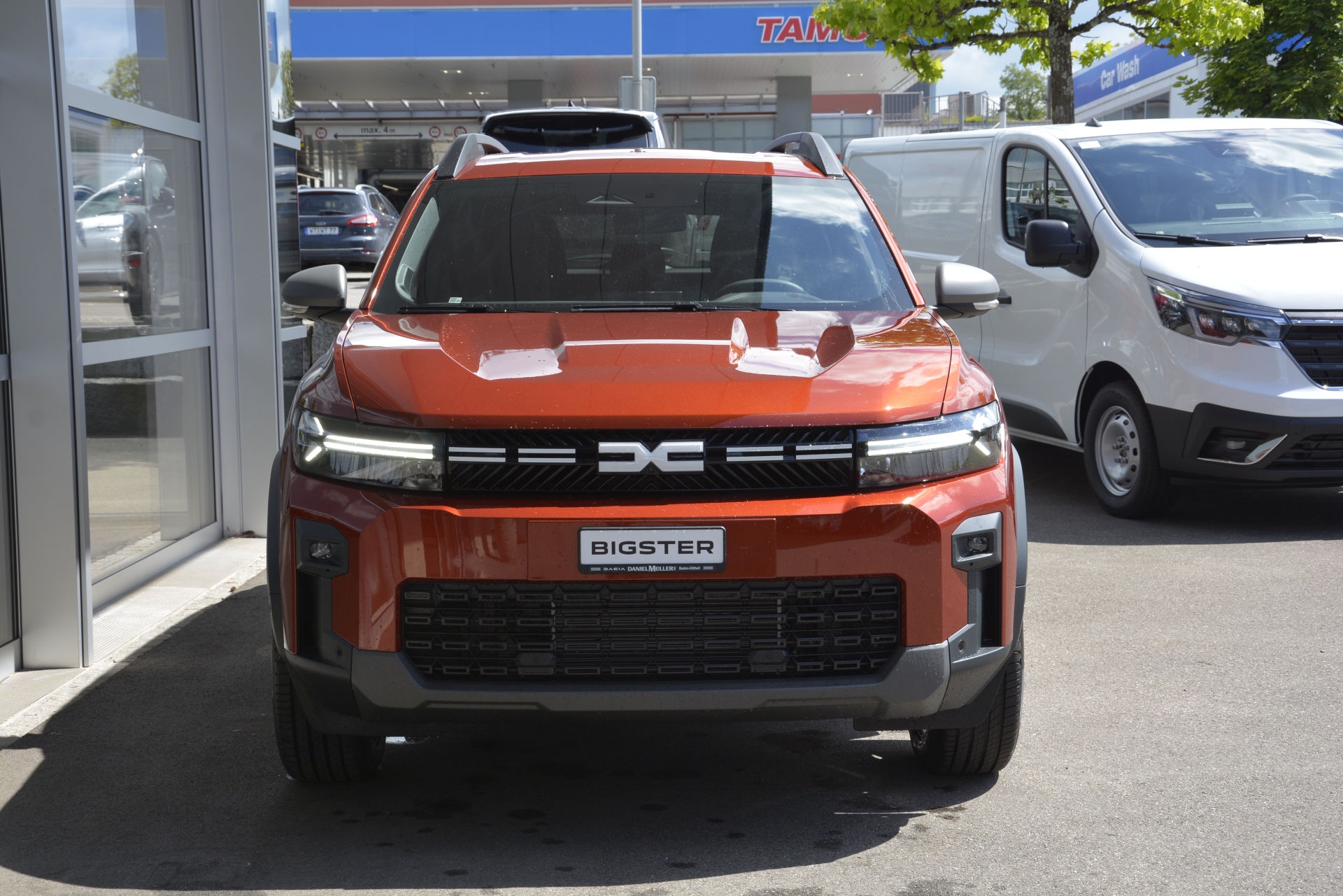 DACIA BIGSTER journey hybrid 155-image-1