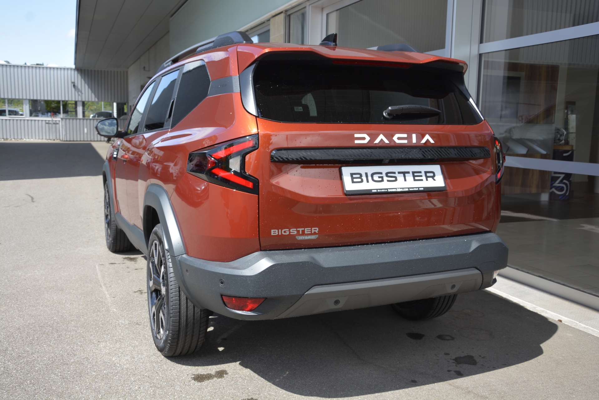 DACIA BIGSTER journey hybrid 155-image-3