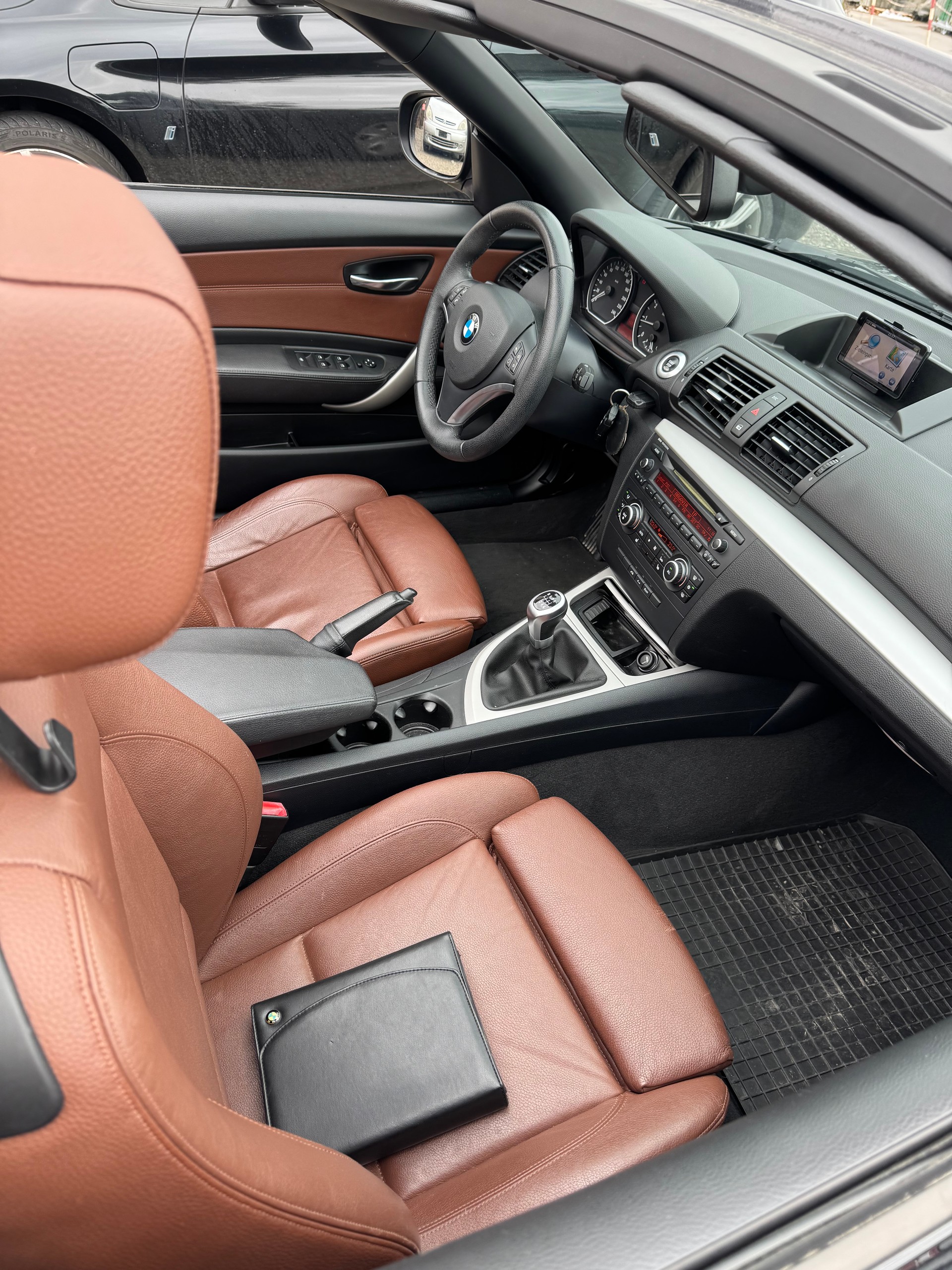 BMW 118-image-10